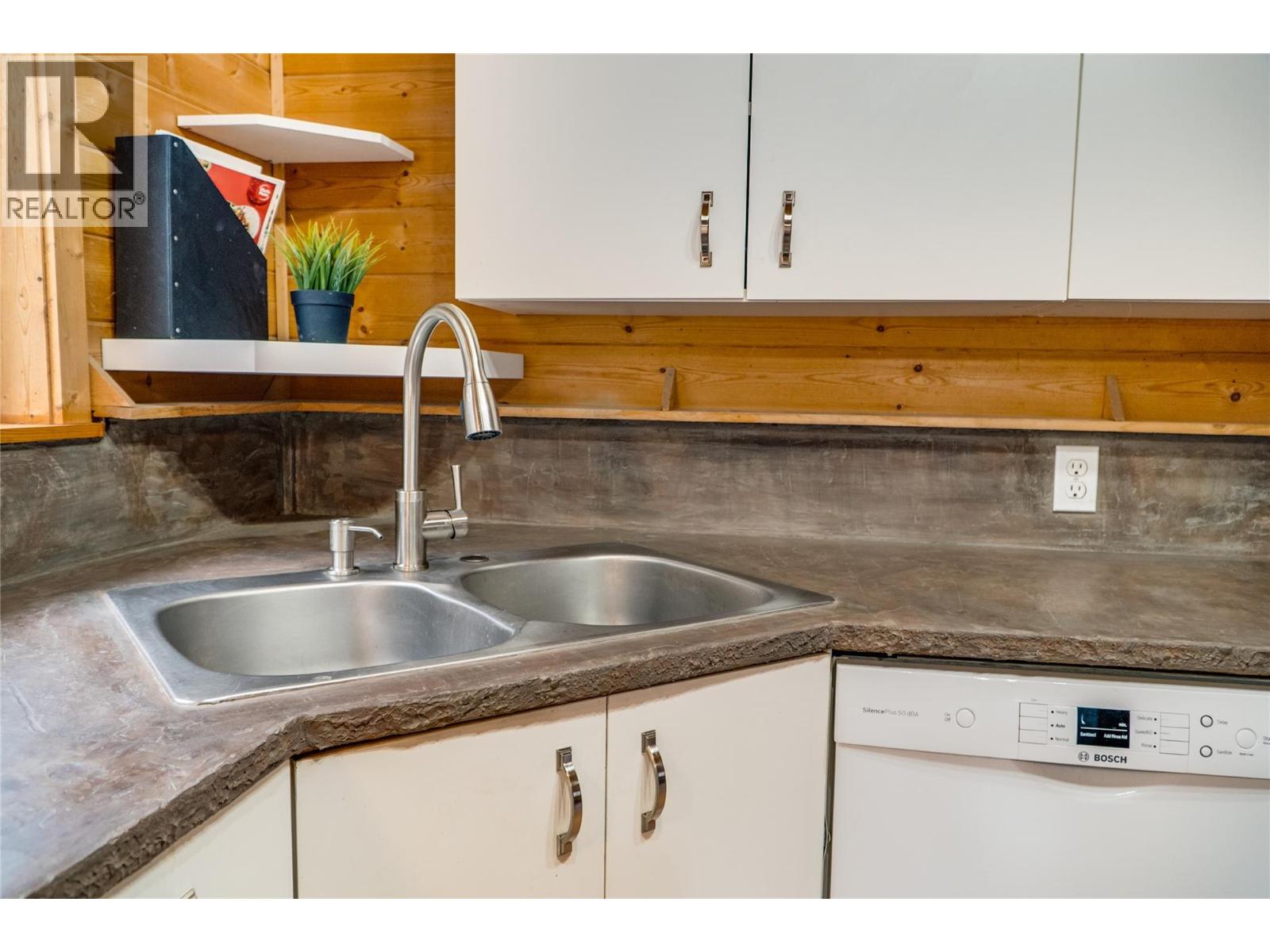 1705 Perrier Road, Nelson, British Columbia  V1L 6Y8 - Photo 7 - 10378482