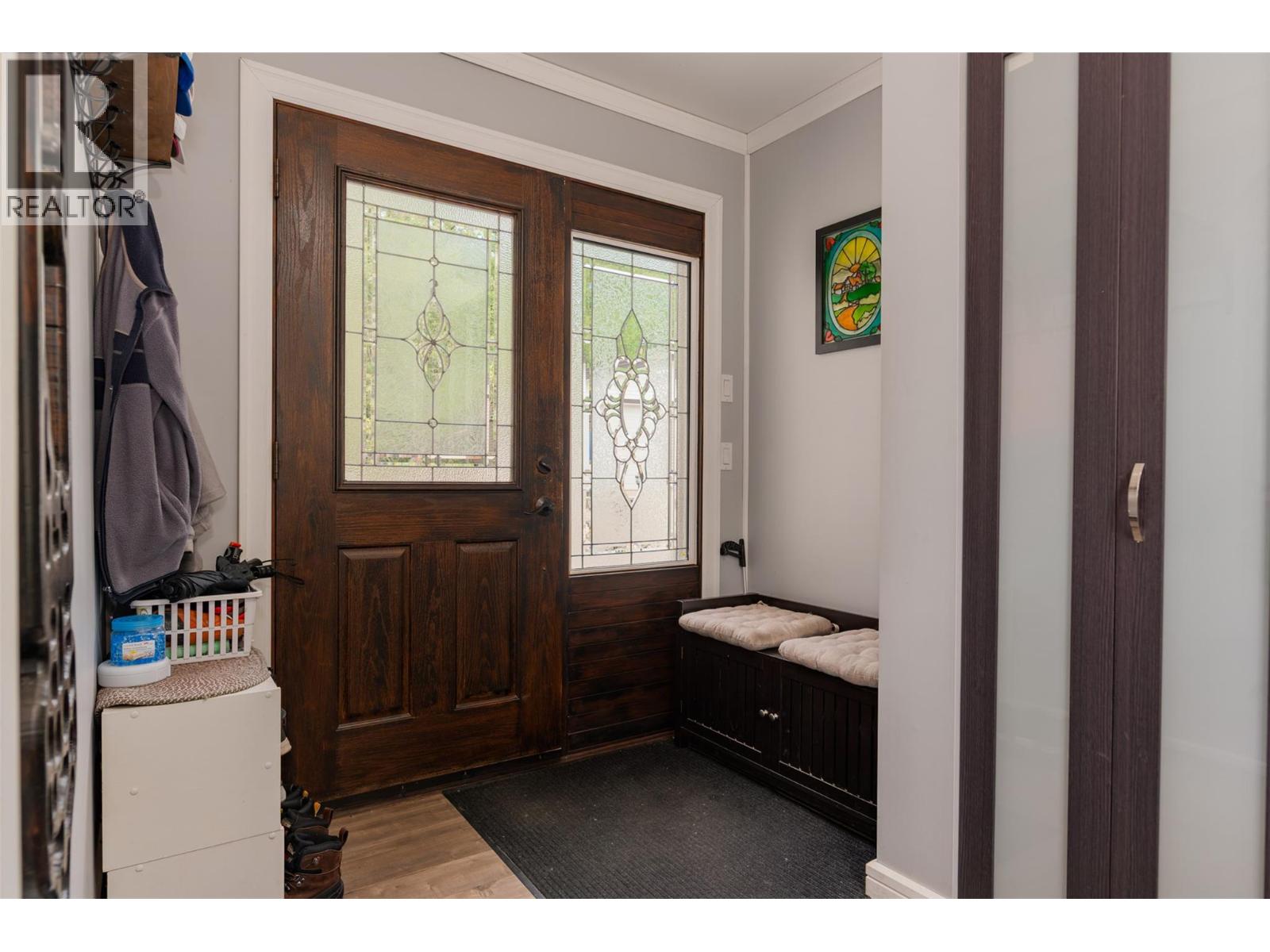 2060 Casino Road, Trail, British Columbia  V1R 4X3 - Photo 16 - 10378455