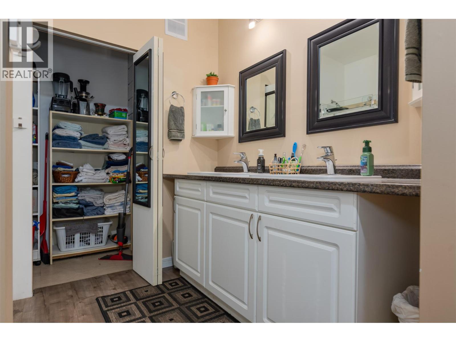 2060 Casino Road, Trail, British Columbia  V1R 4X3 - Photo 22 - 10378455