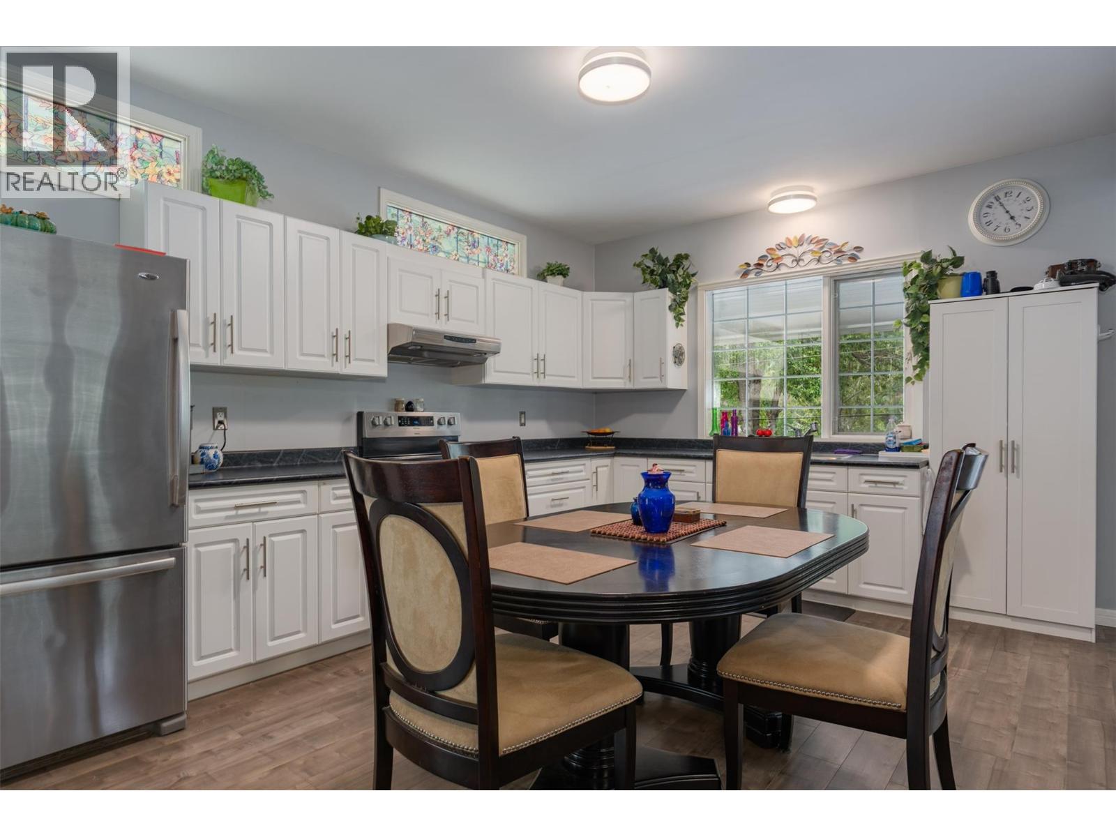 2060 Casino Road, Trail, British Columbia  V1R 4X3 - Photo 5 - 10378455