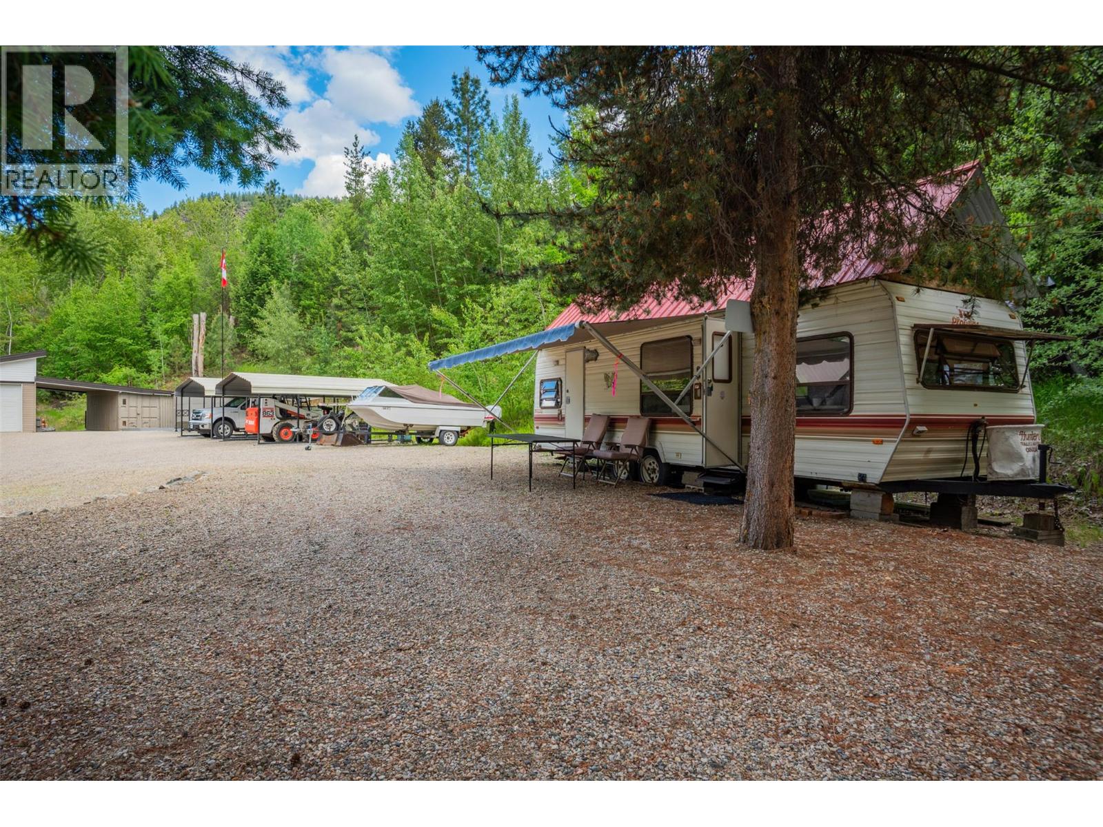 2060 Casino Road, Trail, British Columbia  V1R 4X3 - Photo 53 - 10378455