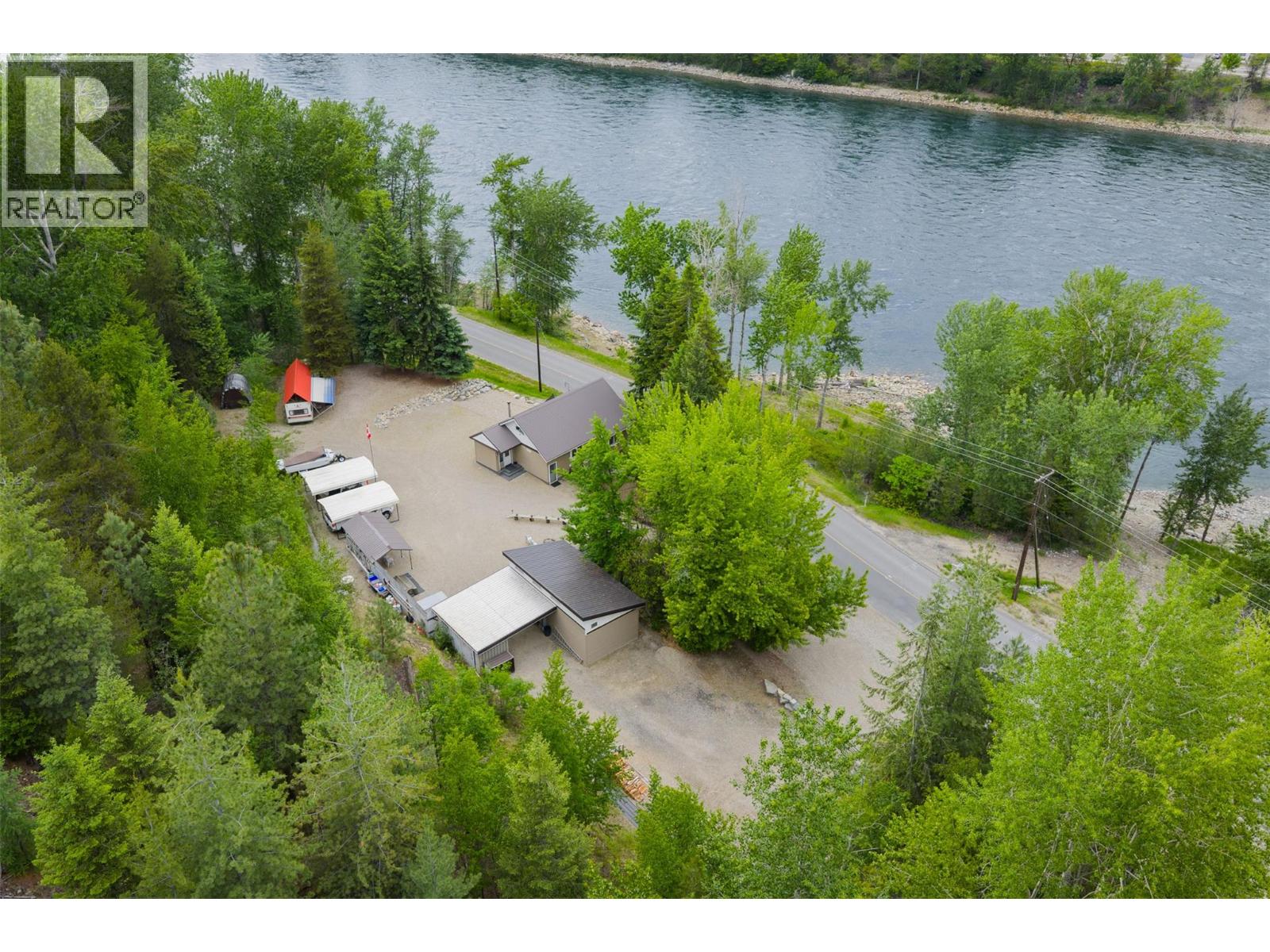 2060 Casino Road, Trail, British Columbia  V1R 4X3 - Photo 62 - 10378455