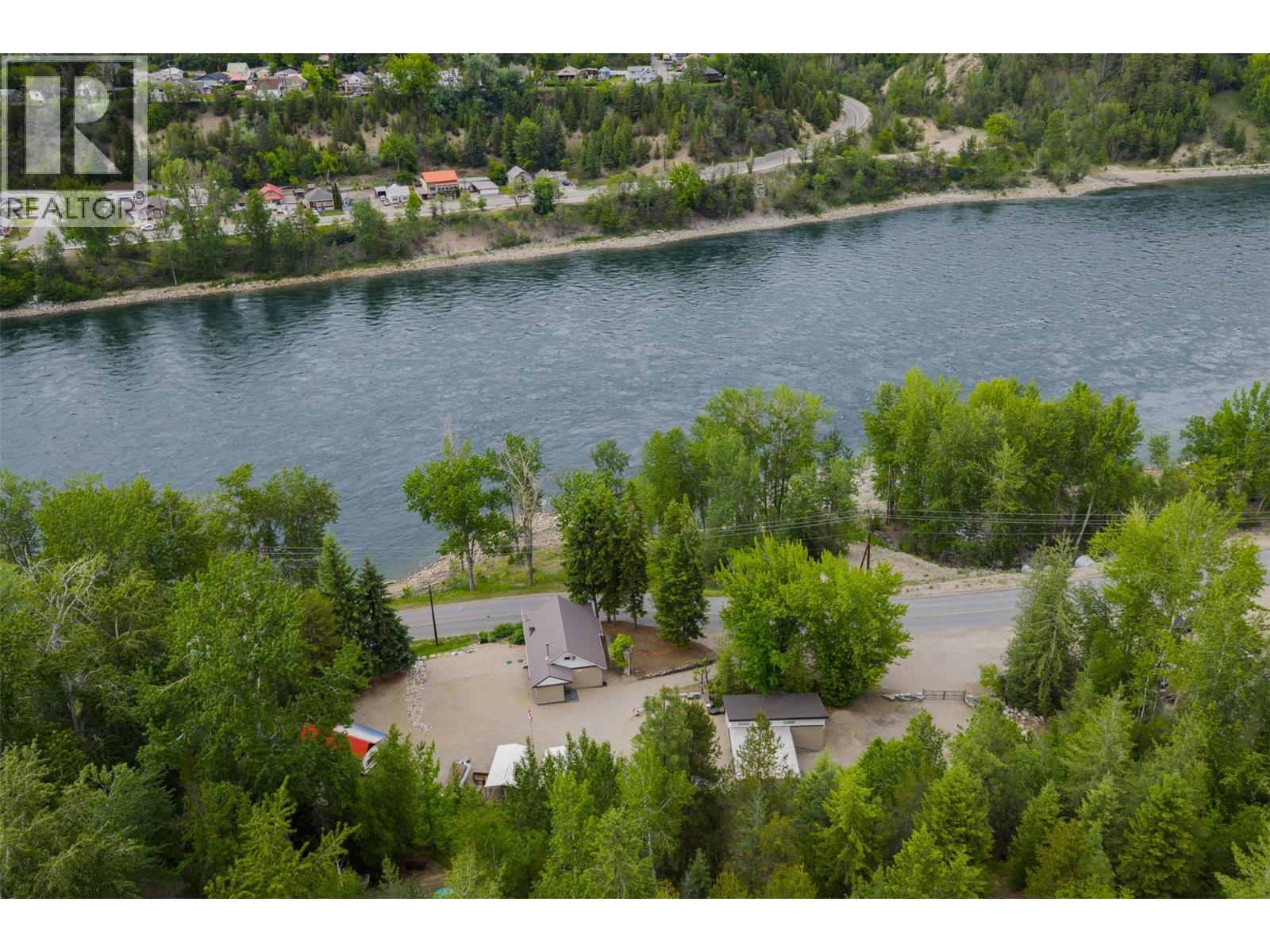 2060 Casino Road, Trail, British Columbia  V1R 4X3 - Photo 74 - 10378455