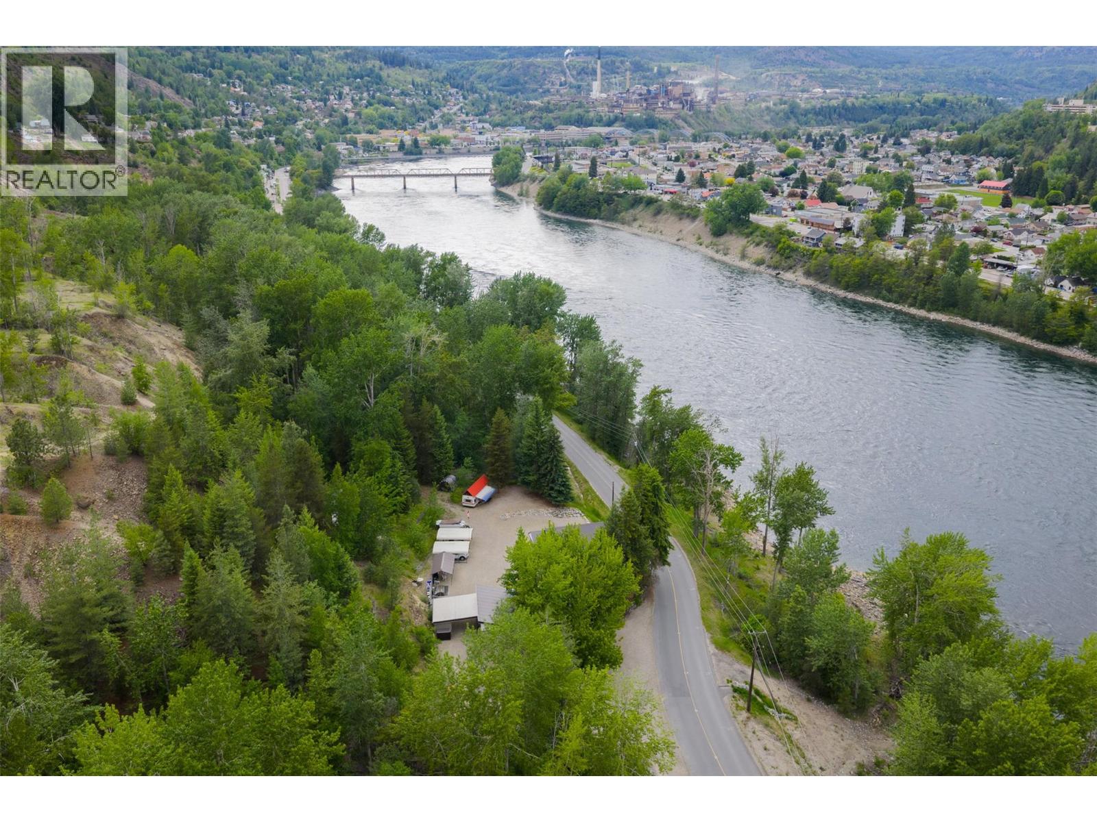 2060 Casino Road, Trail, British Columbia  V1R 4X3 - Photo 75 - 10378455