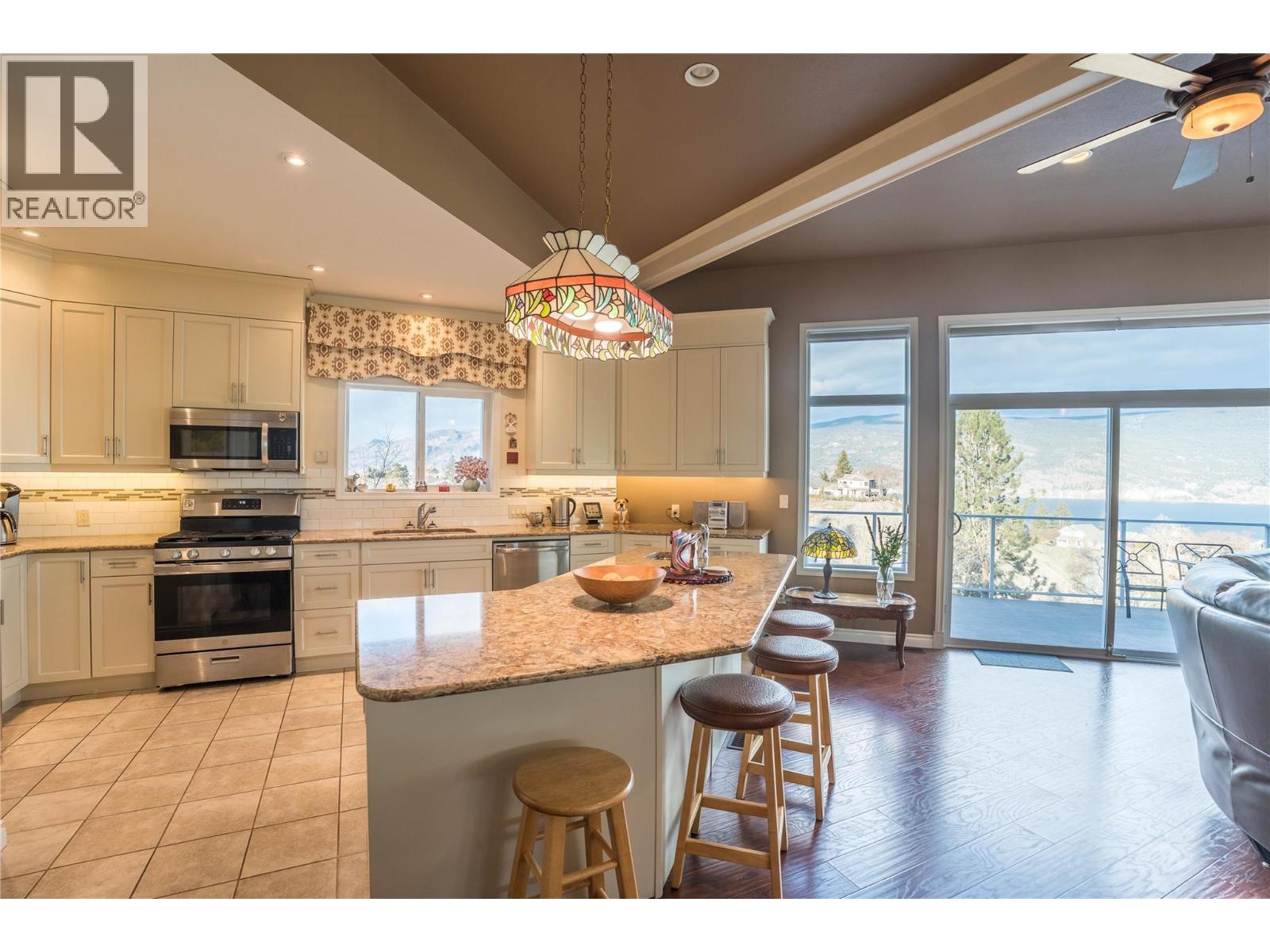 7118 Hespeler Road, Summerland, British Columbia  V0H 1Z4 - Photo 12 - 10378165