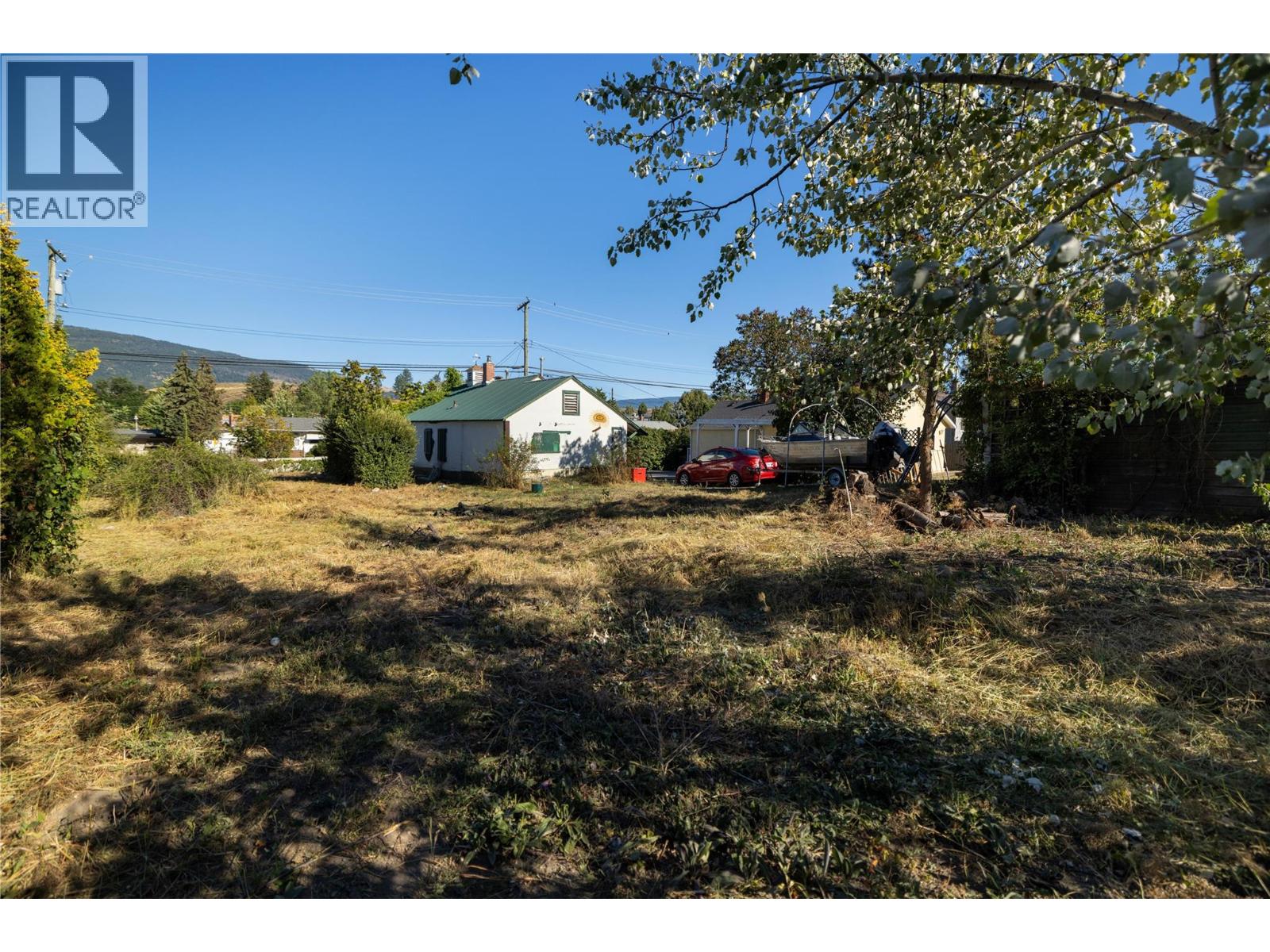 3902 Alexis Park Drive, Vernon, British Columbia  V1T 6G9 - Photo 1 - 10378511