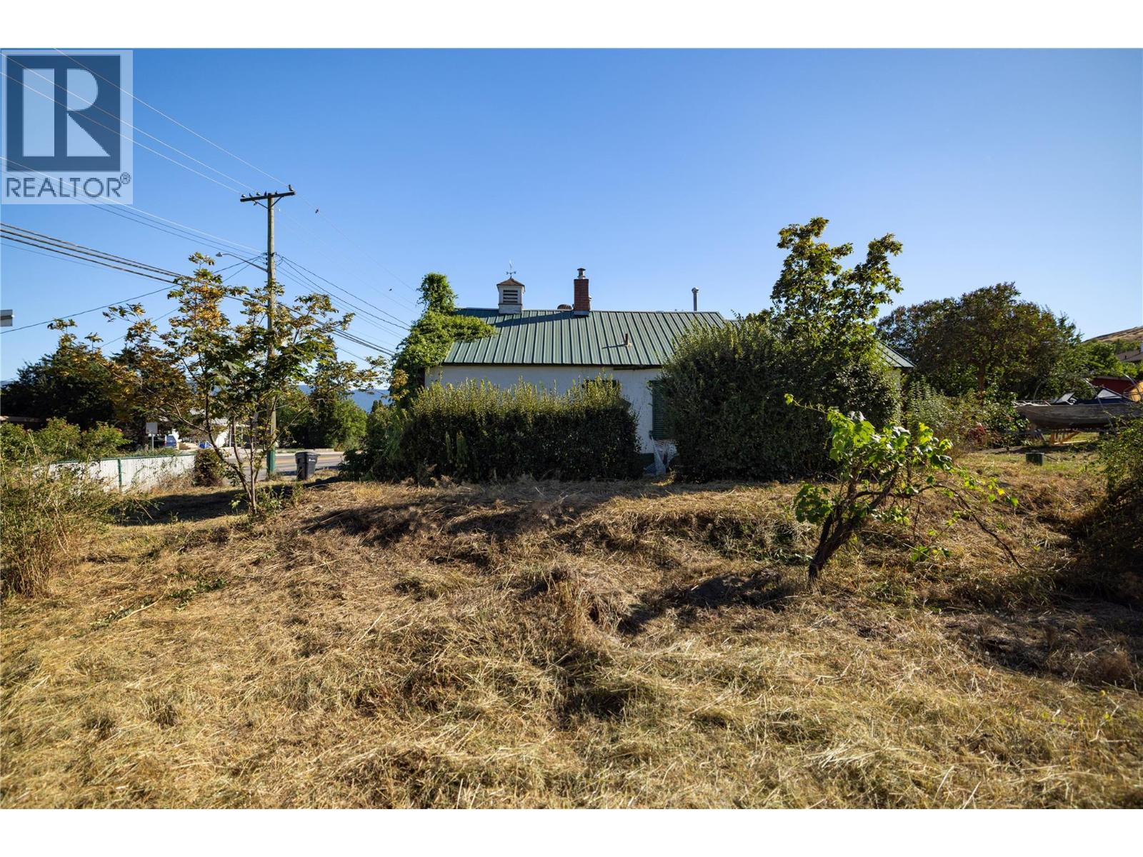 3902 Alexis Park Drive, Vernon, British Columbia  V1T 6G9 - Photo 5 - 10378511
