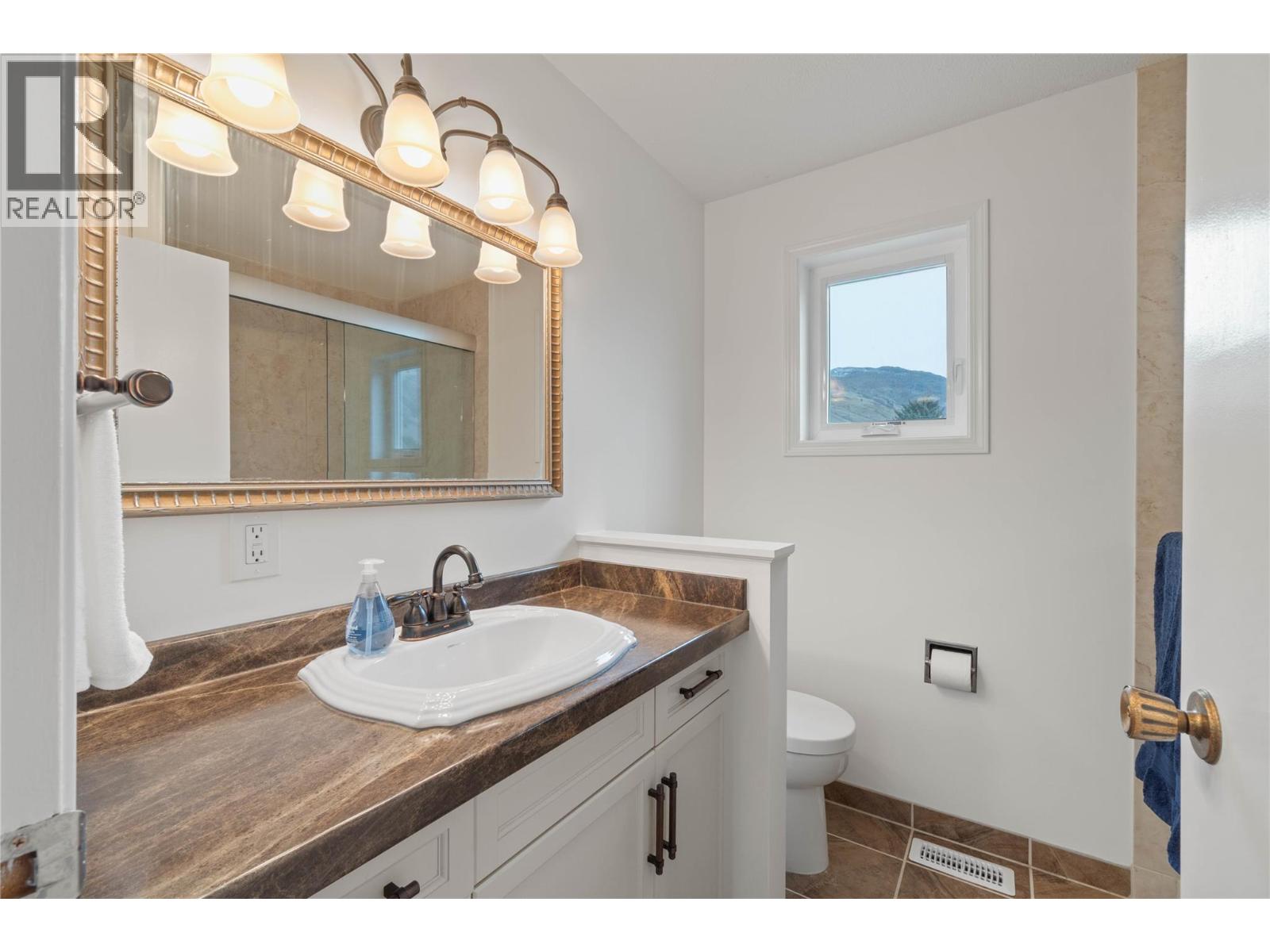 4247 Furiak Road, Kamloops, British Columbia  V2H 1L3 - Photo 34 - 10378290