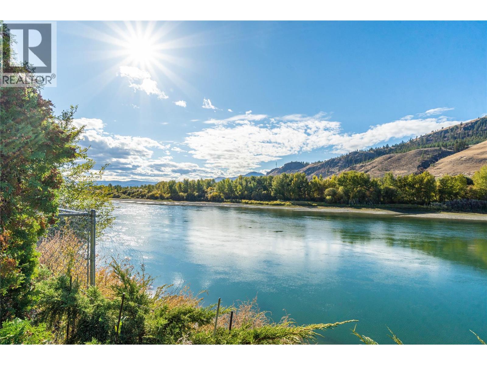 4247 Furiak Road, Kamloops, British Columbia  V2H 1L3 - Photo 9 - 10378290