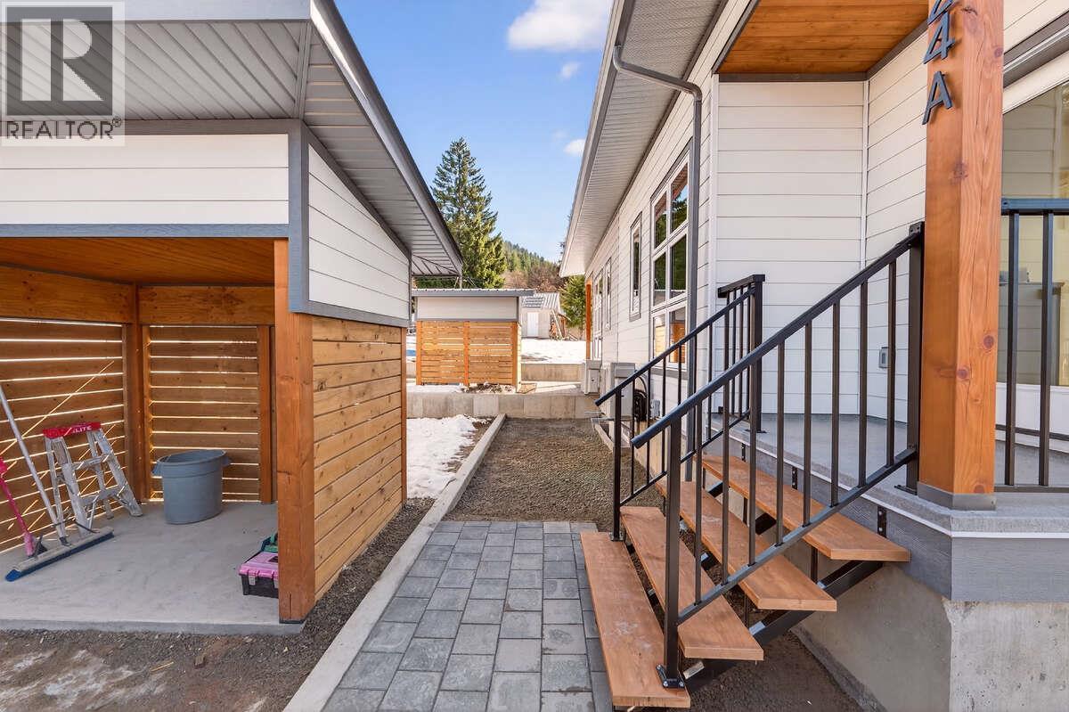 2224 Falls Street Unit# A, Nelson, British Columbia  V1L 1K4 - Photo 48 - 10378530