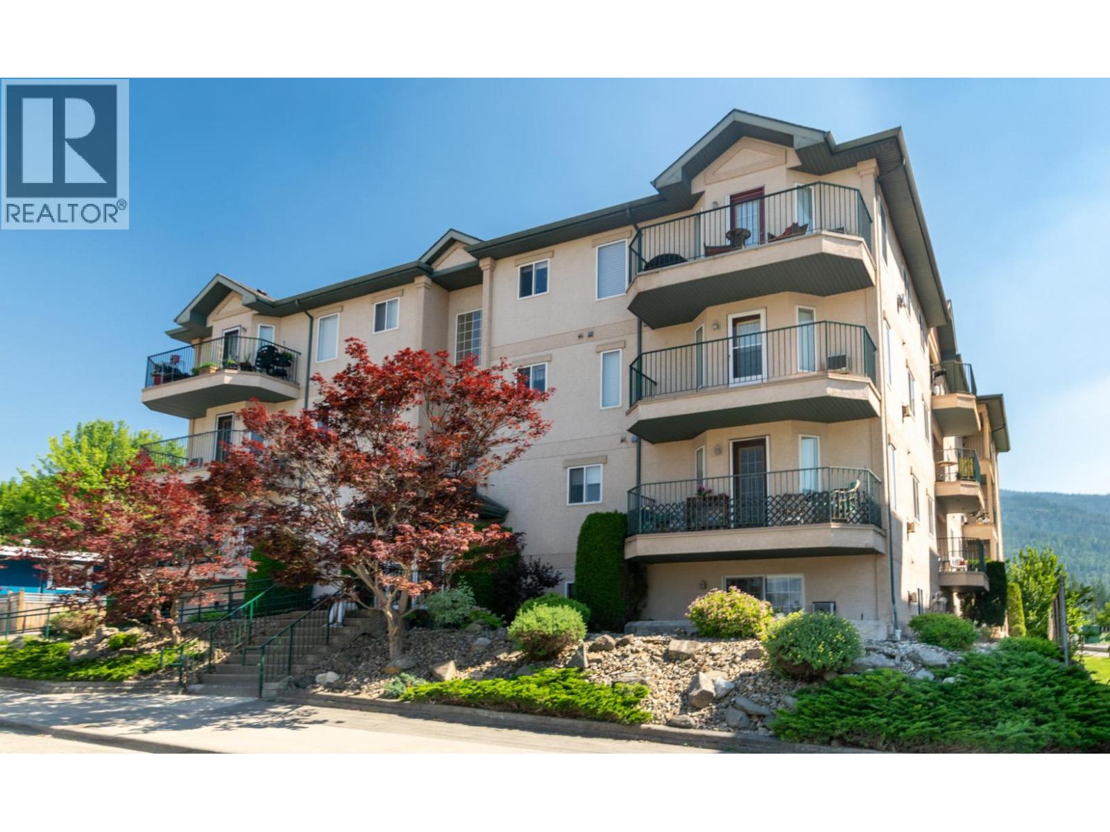 160 5 Avenue SW Unit# 101, salmon arm, British Columbia