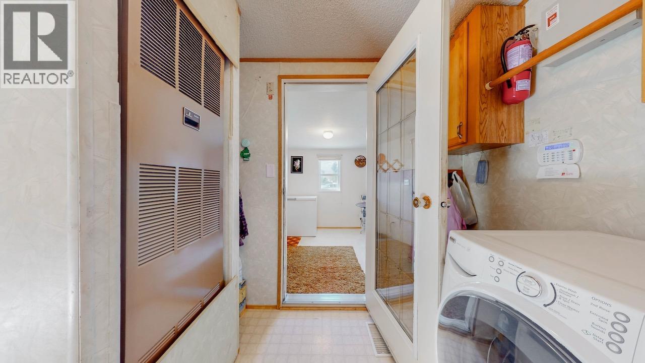 129 Walnut Place, Oliver, British Columbia  V0H 1T9 - Photo 36 - 10378534