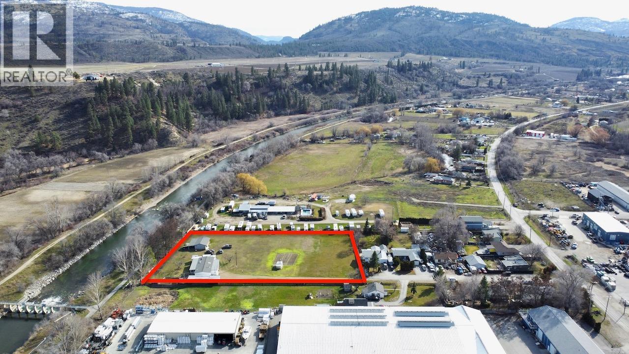 129 Walnut Place, Oliver, British Columbia  V0H 1T9 - Photo 6 - 10378534