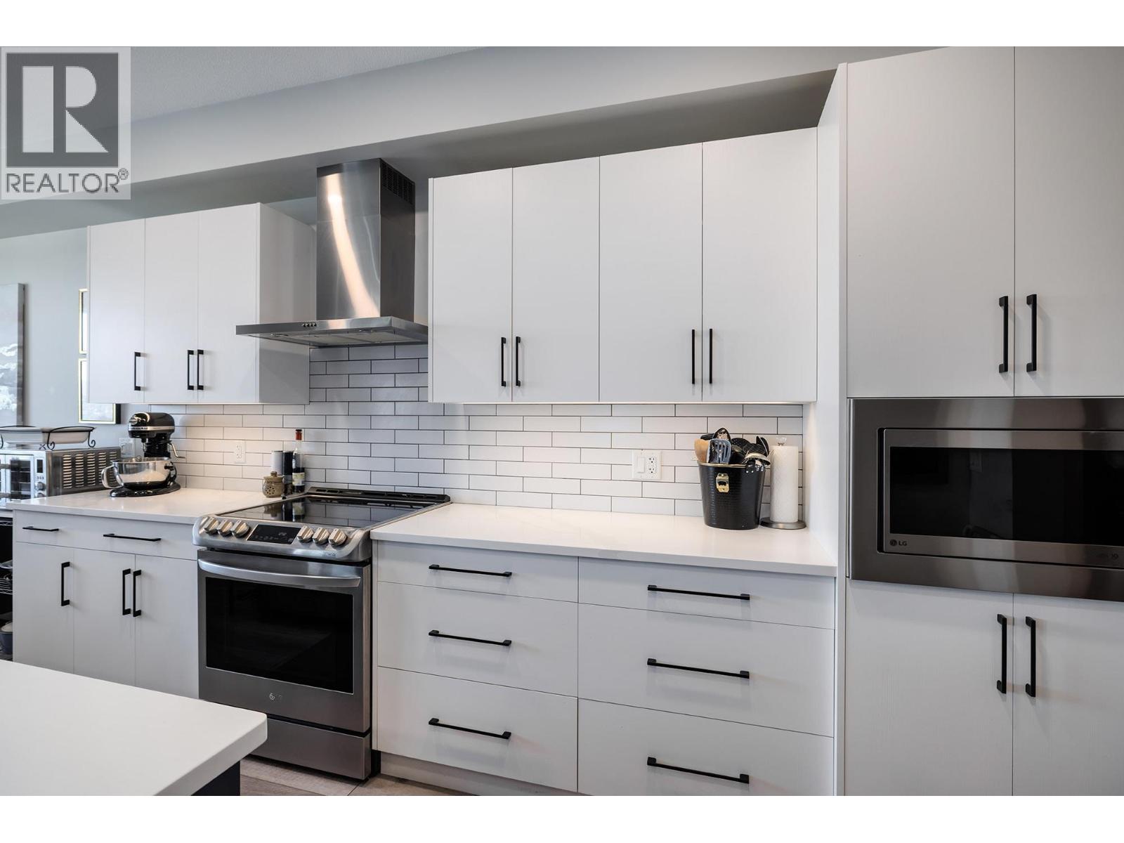 2359 Hawks Boulevard, West Kelowna, British Columbia  V4T 0A7 - Photo 8 - 10378595