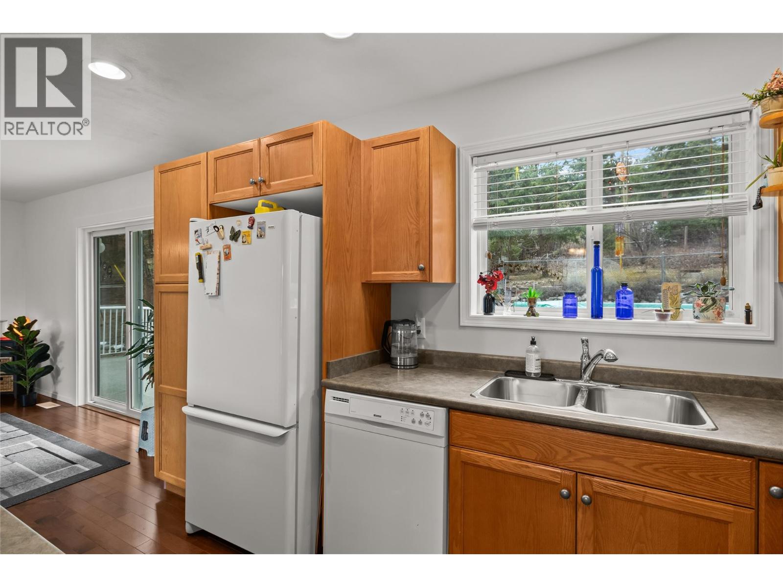 10736 Pinecrest Road, Vernon, British Columbia  V1H 2C1 - Photo 15 - 10378380