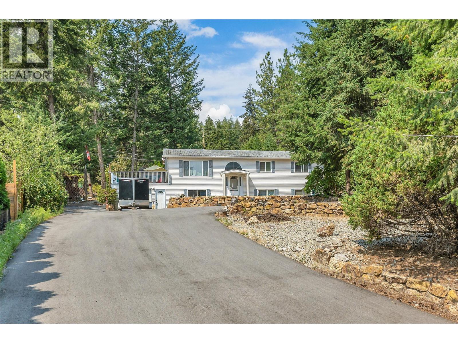 10736 Pinecrest Road, Vernon, British Columbia  V1H 2C1 - Photo 23 - 10378380