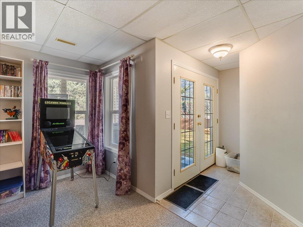 1931 Meadowlark Drive, Fruitvale, British Columbia  V0G 1L0 - Photo 45 - 10378372