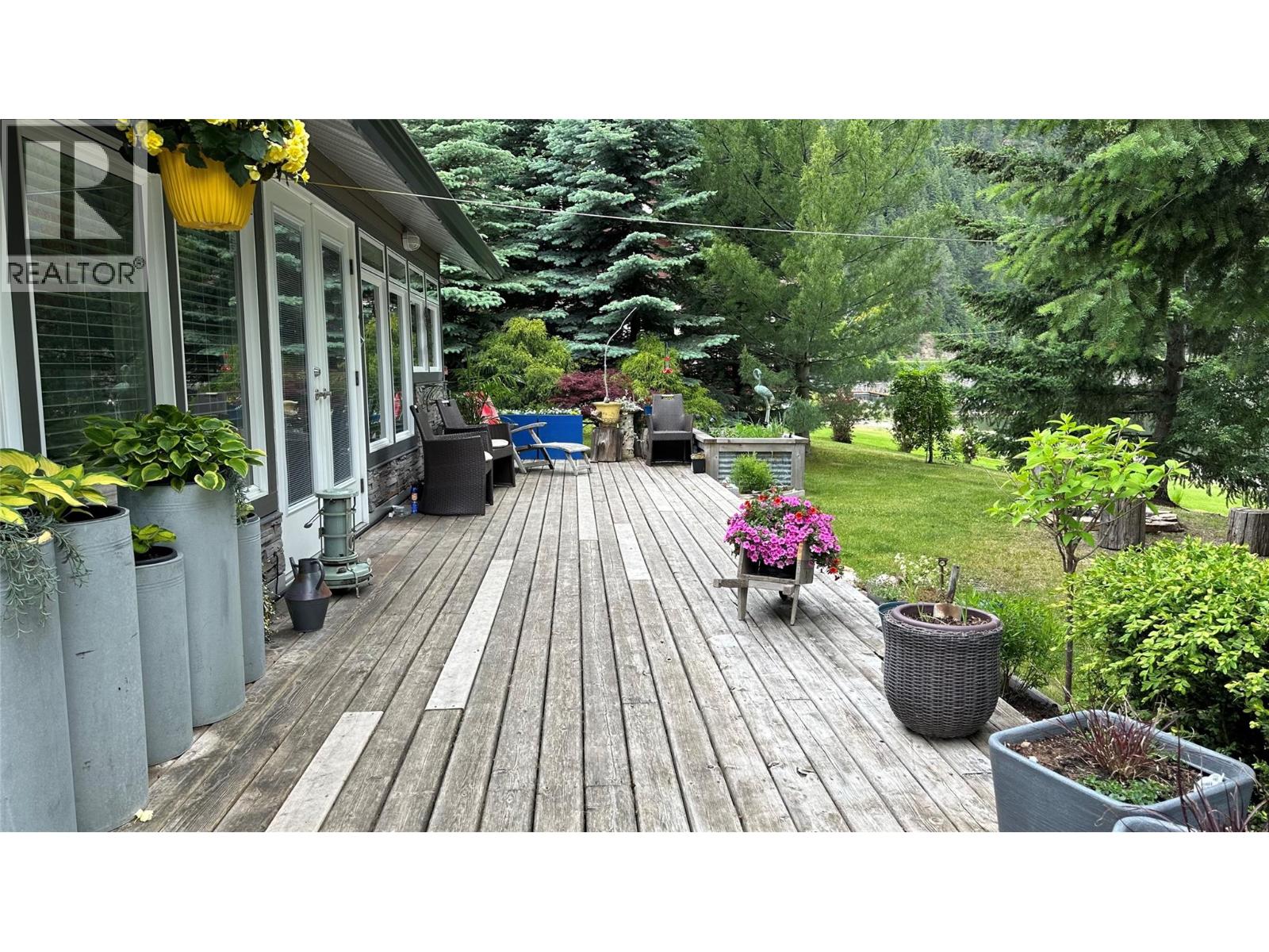 605 Sixth Avenue, Lardeau, British Columbia  V0G 1M0 - Photo 11 - 10377218