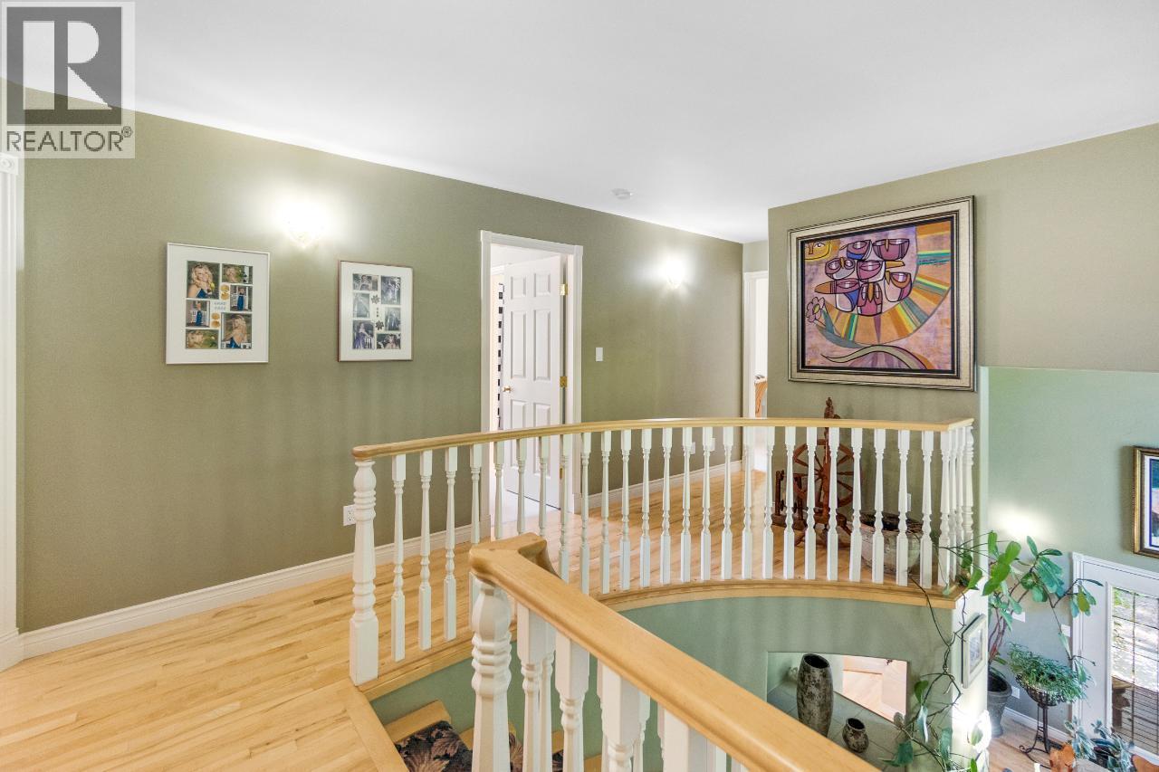 880 Waterloo Road, Castlegar, British Columbia  V1N 4K8 - Photo 50 - 10378544