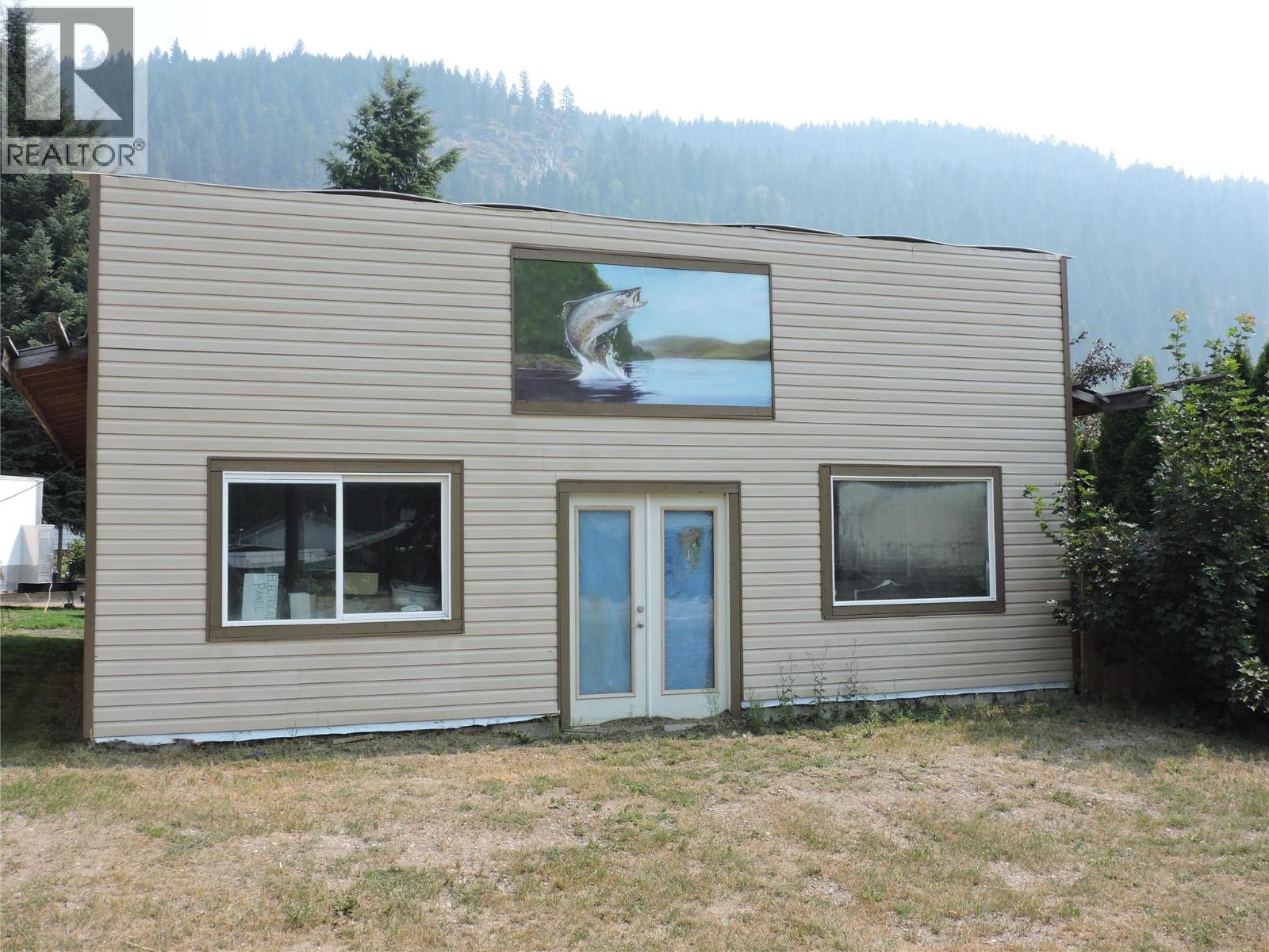 684 Government Avenue N, Greenwood, British Columbia  V0H 1J0 - Photo 3 - 10378602