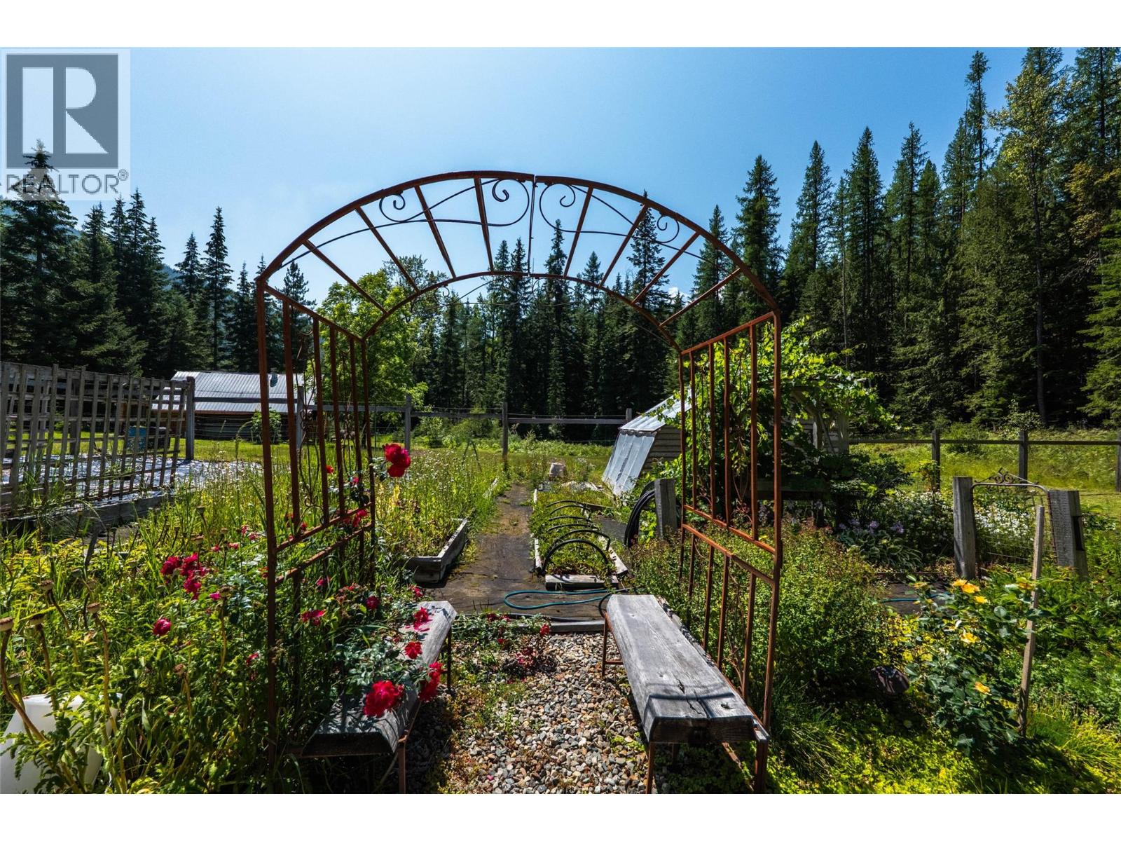 541 Bear Road, Salmo, British Columbia  V0G 1Z0 - Photo 73 - 10377789