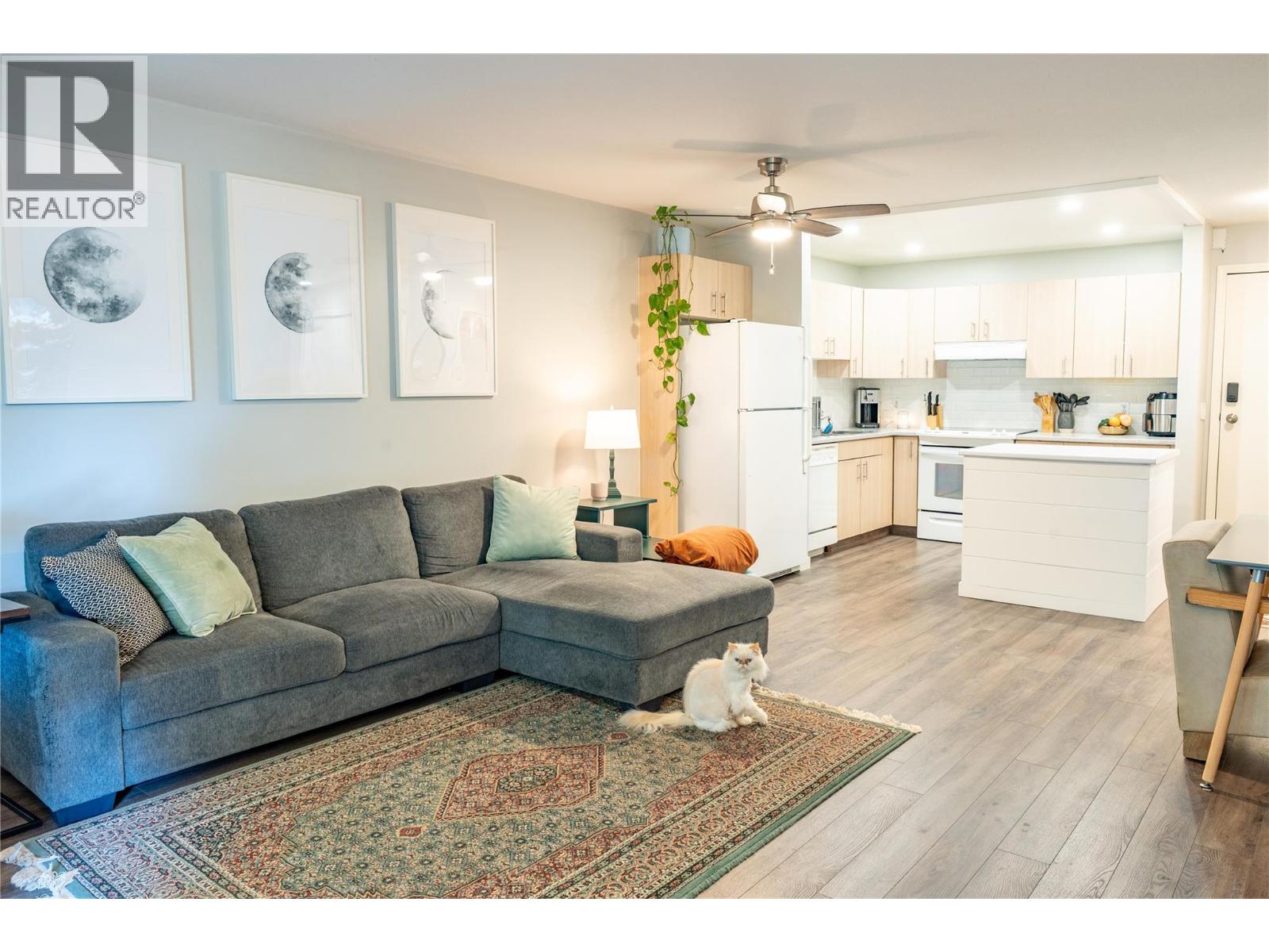 240 Hollywood Road N Unit# 304, Kelowna, British Columbia  V1X 6Y9 - Photo 12 - 10378573