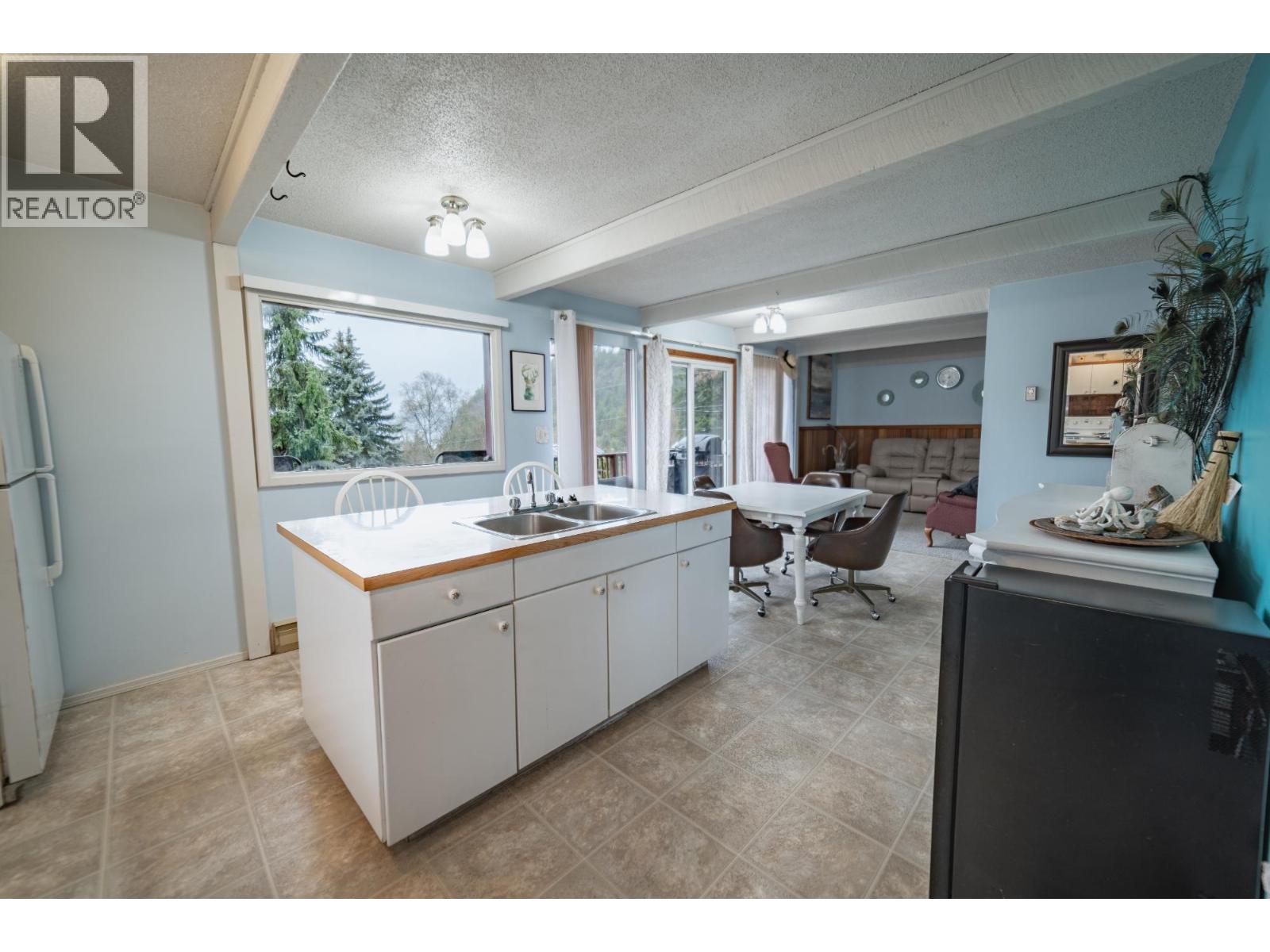309 Fowler Street, Riondel, British Columbia  V0B 2B0 - Photo 15 - 10376656