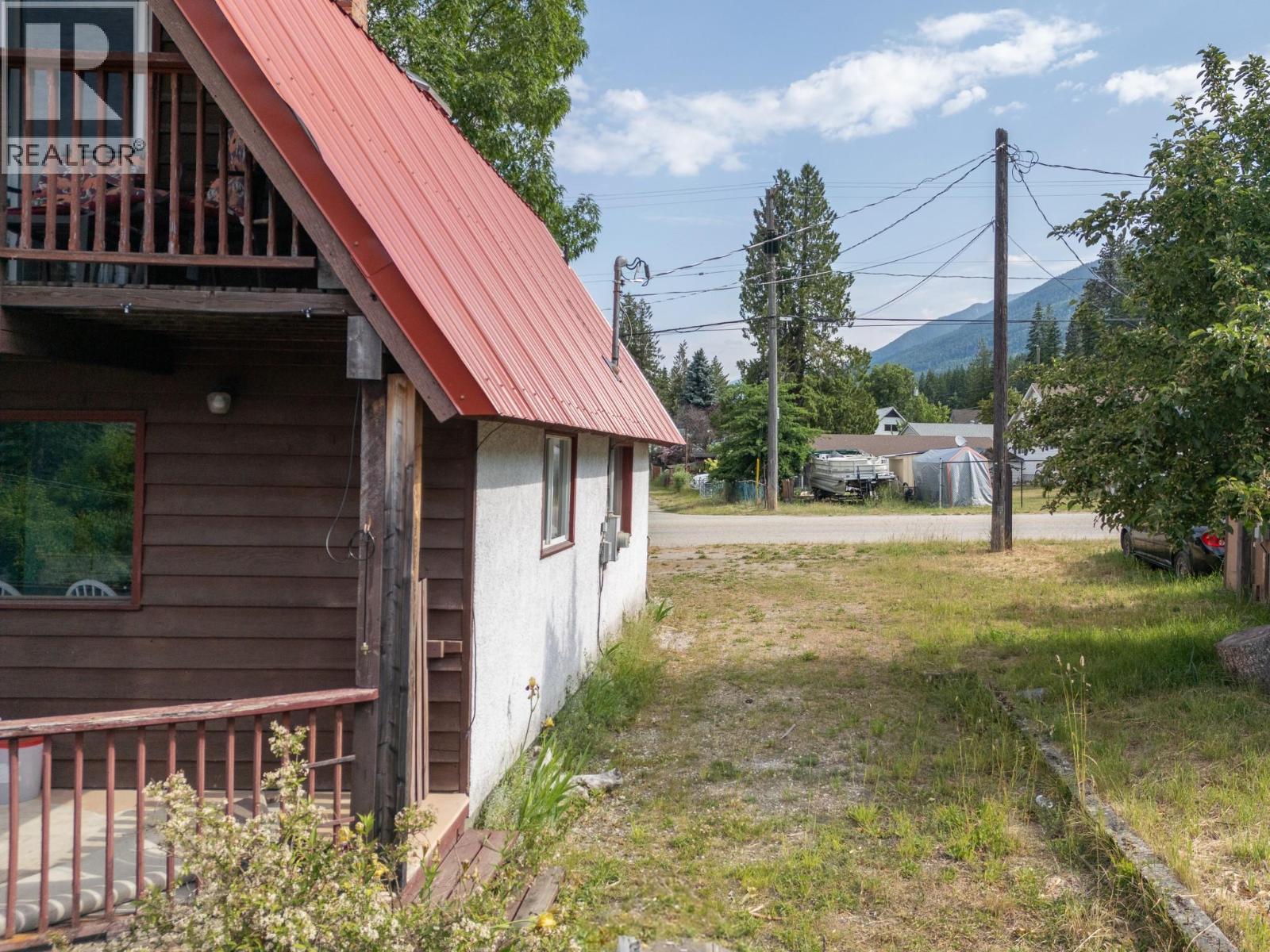 309 Fowler Street, Riondel, British Columbia  V0B 2B0 - Photo 45 - 10376656