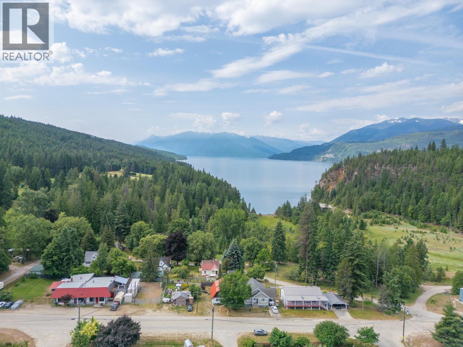 309 Fowler Street, Riondel, British Columbia  V0B 2B0 - Photo 52 - 10376656