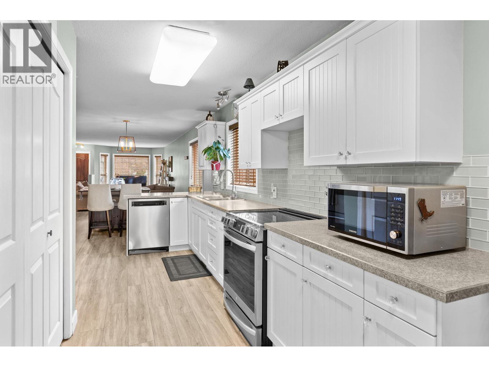 190 Ritchie Court, Kelowna, British Columbia  V1V 2A8 - Photo 16 - 10378428