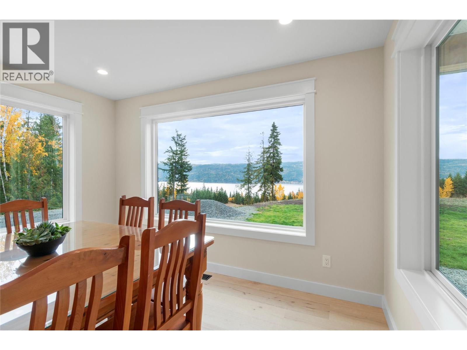 2270 Lions Ridge Road, Celista, British Columbia  V0E 1M6 - Photo 13 - 10378623
