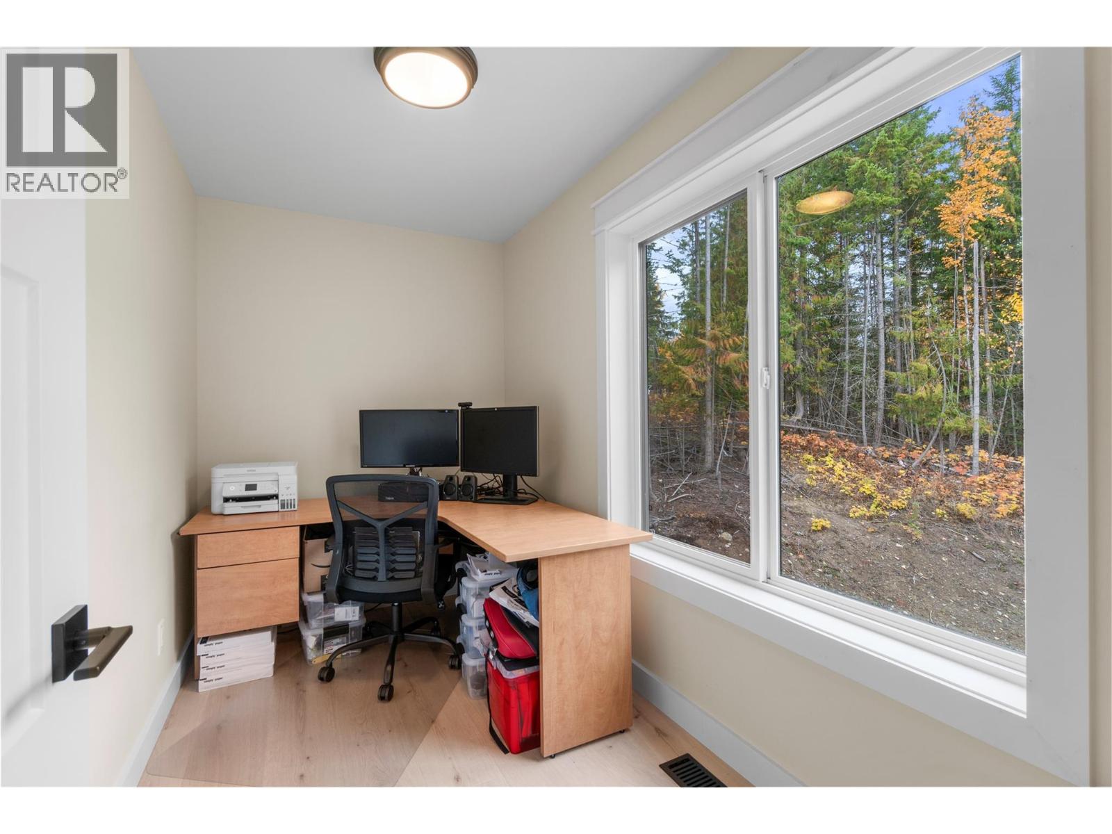 2270 Lions Ridge Road, Celista, British Columbia  V0E 1M6 - Photo 23 - 10378623