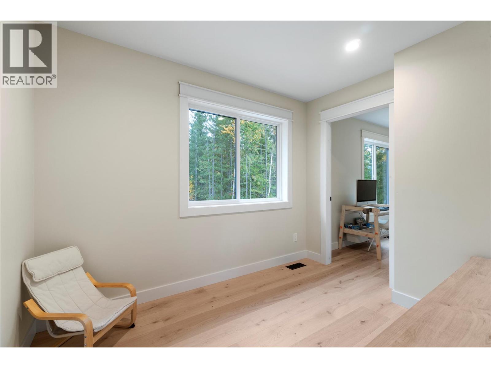 2270 Lions Ridge Road, Celista, British Columbia  V0E 1M6 - Photo 29 - 10378623