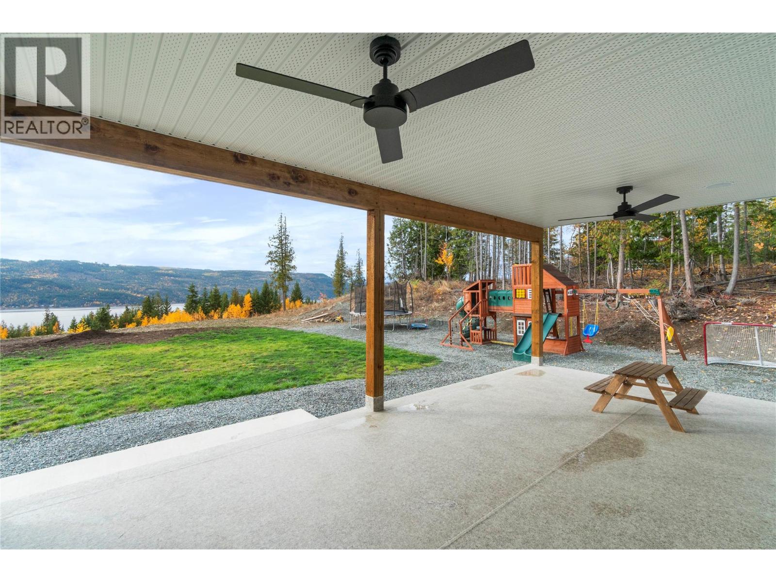 2270 Lions Ridge Road, Celista, British Columbia  V0E 1M6 - Photo 59 - 10378623