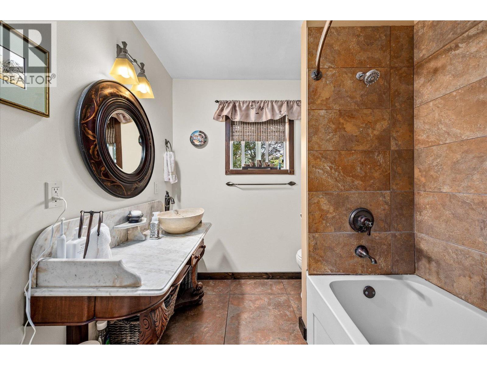 515 Philpott Road, Okanagan Falls, British Columbia  V0H 1R5 - Photo 23 - 10378628