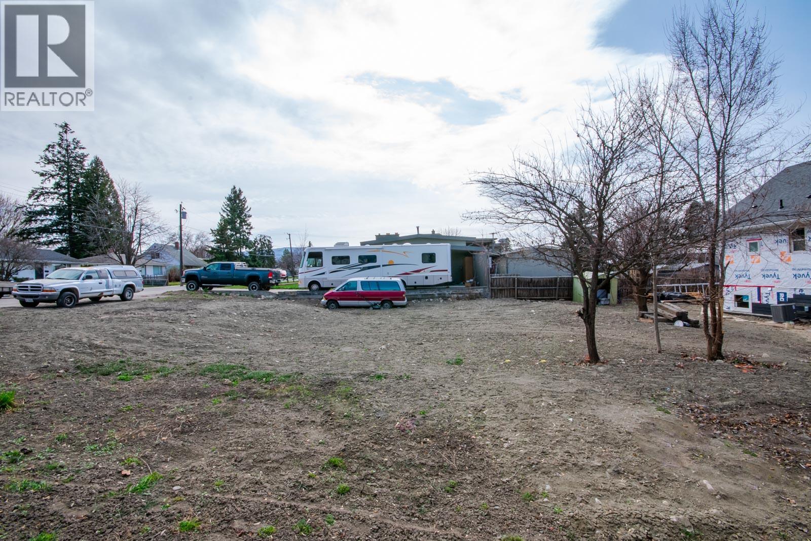 3600 18 Street, Vernon, British Columbia  V1T 4B7 - Photo 3 - 10378508
