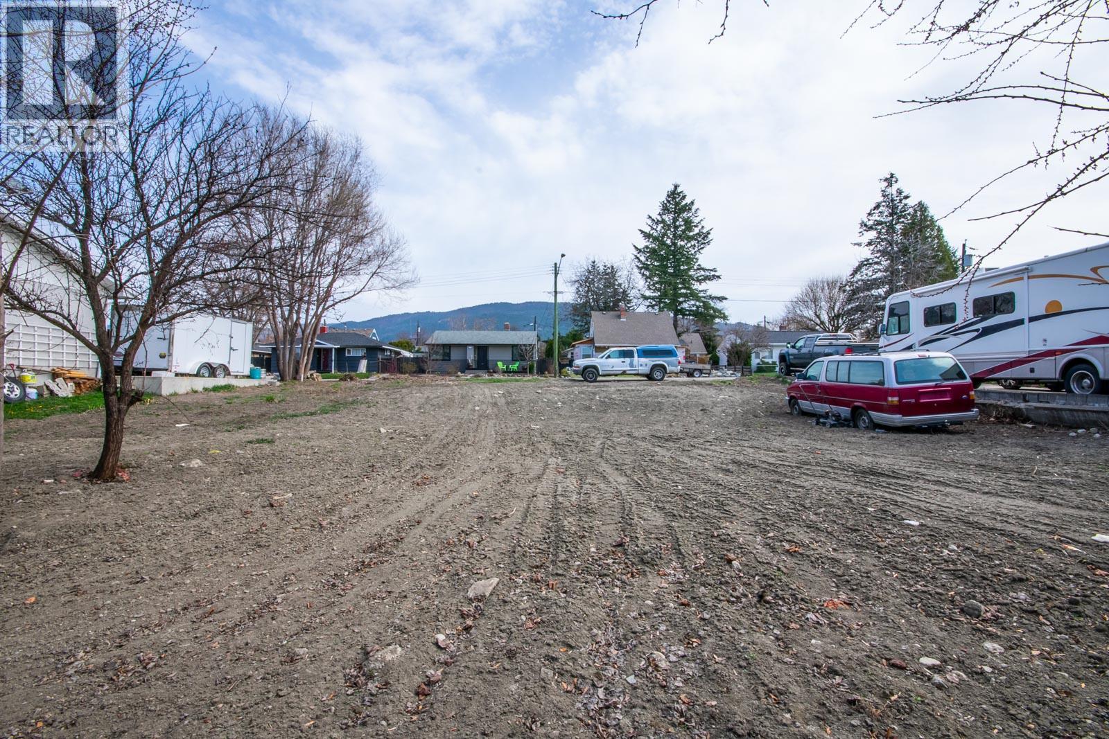 3600 18 Street, Vernon, British Columbia  V1T 4B7 - Photo 4 - 10378508