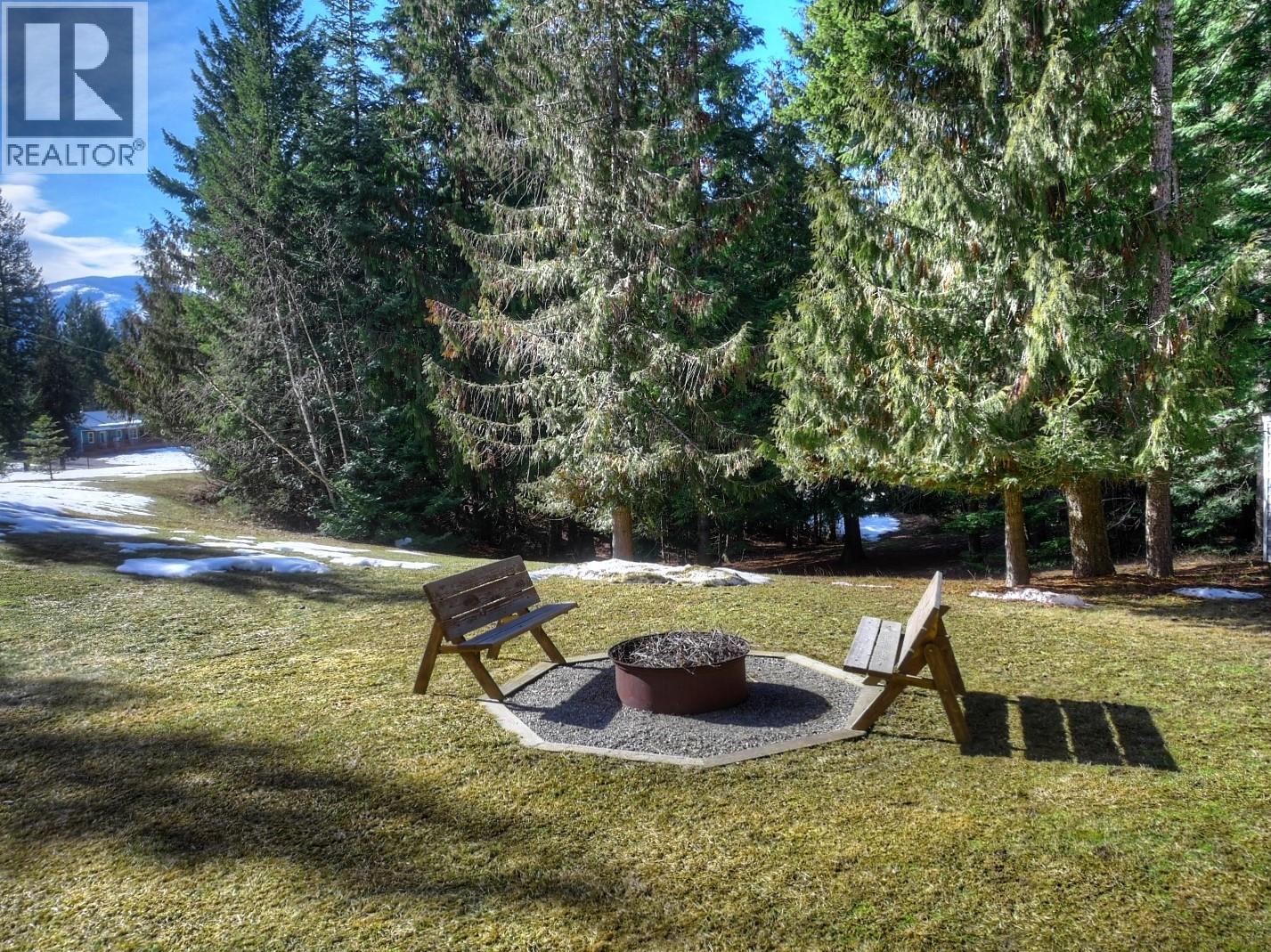 1910 Leaning Tree Road, Creston, British Columbia  V0B 1G2 - Photo 10 - 10378514