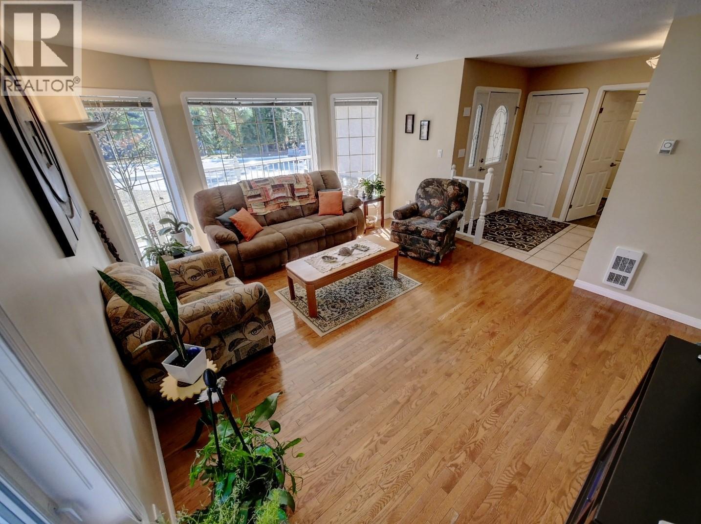 1910 Leaning Tree Road, Creston, British Columbia  V0B 1G2 - Photo 3 - 10378514