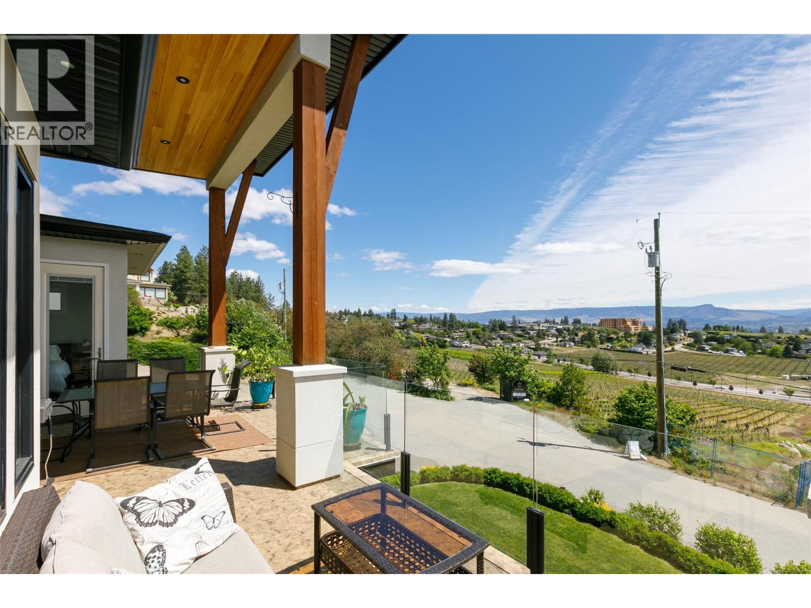 2822 Ourtoland Road, West Kelowna, British Columbia  V1Z 2H5 - Photo 9 - 10378075