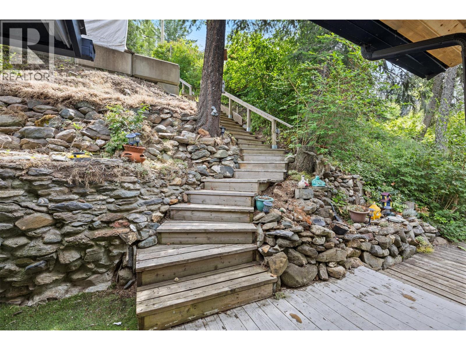 2291 Chief Atahm Drive, Adams Lake, British Columbia  V0E 1M2 - Photo 3 - 10378049