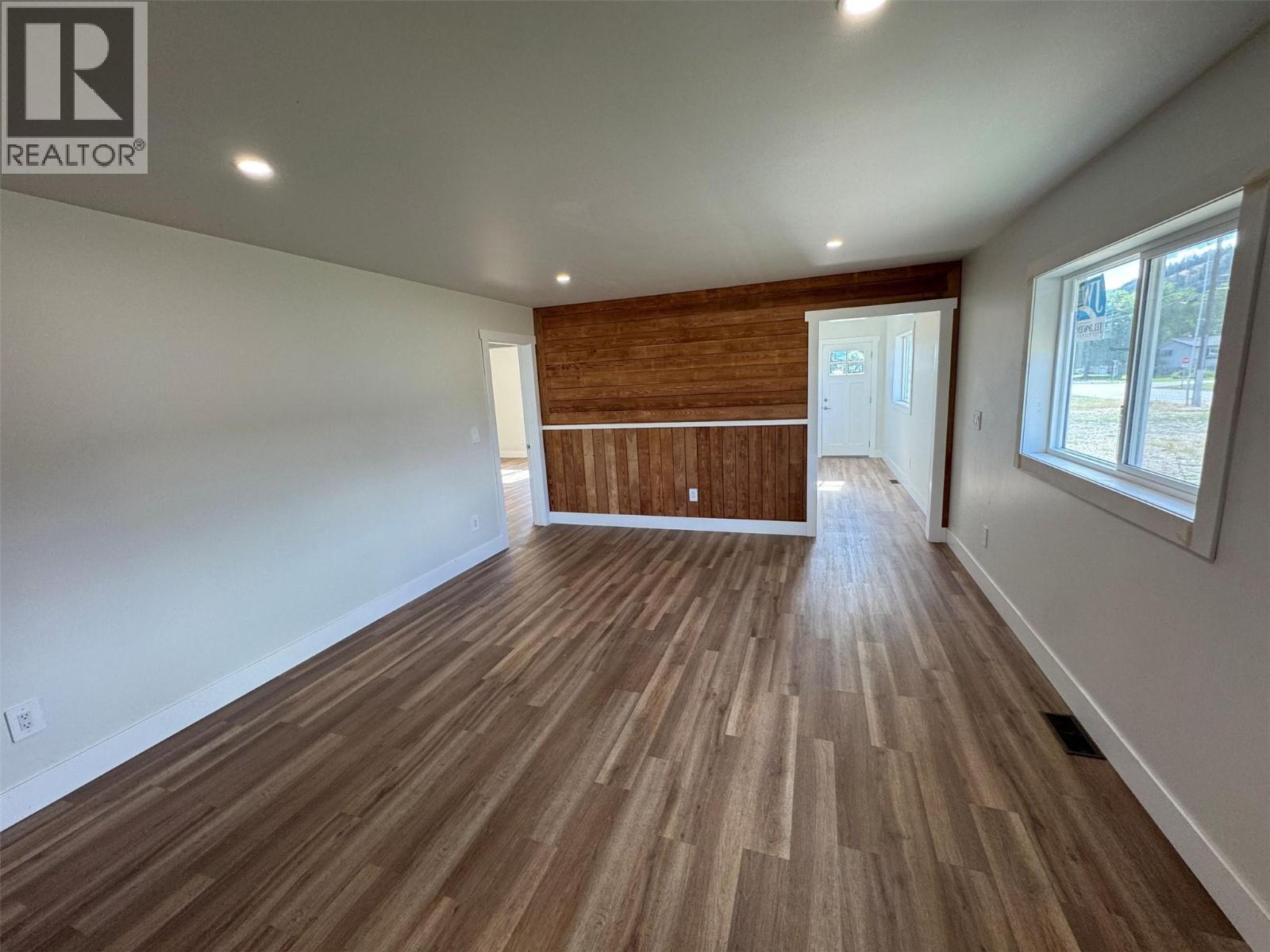 7145 22nd Street, Grand Forks, British Columbia  V0H 1H0 - Photo 6 - 10378665