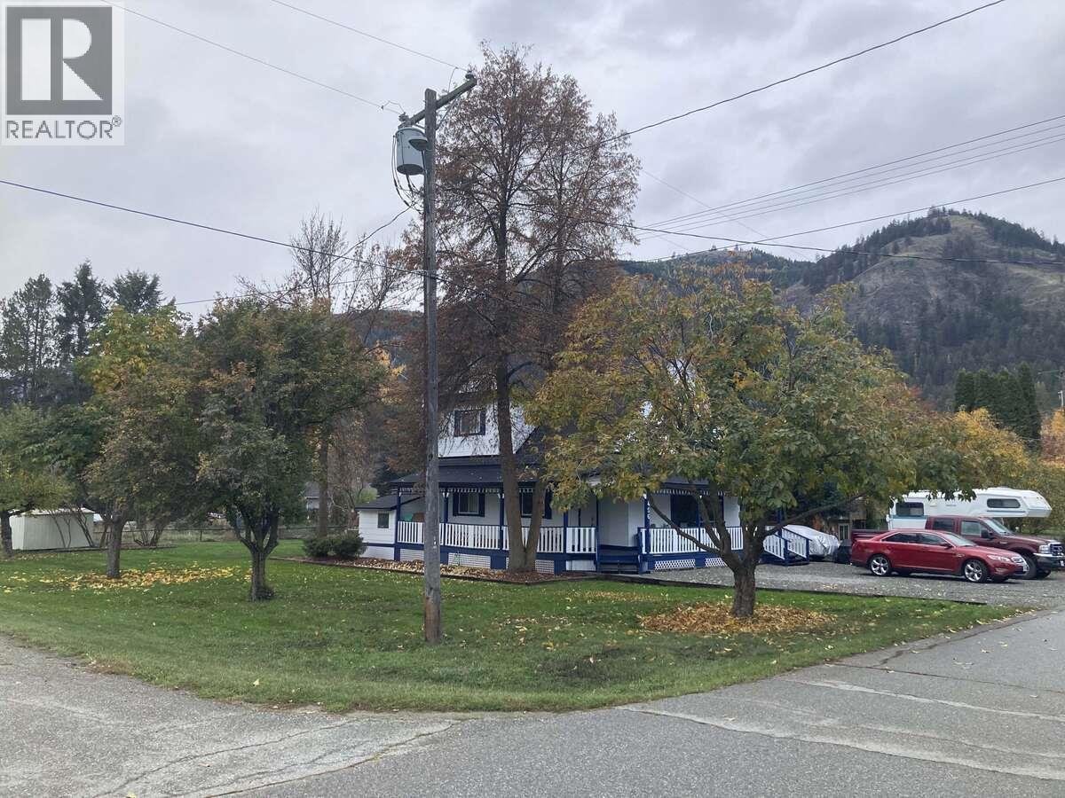 456 Fourth Avenue, Midway, British Columbia  V0H 1M0 - Photo 44 - 10378662