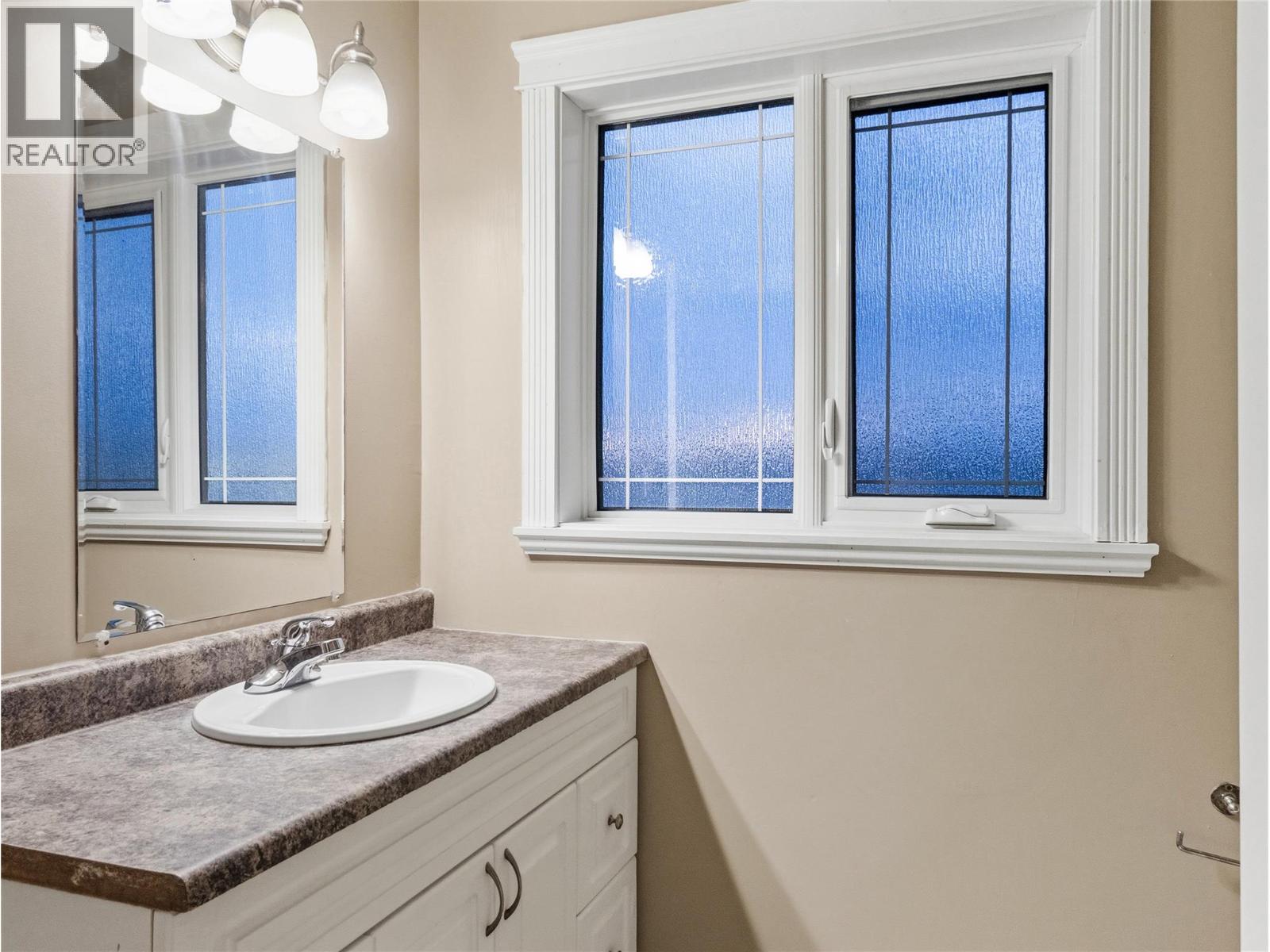 721 100 Avenue, Dawson Creek, British Columbia  V1G 0B5 - Photo 33 - 10378667