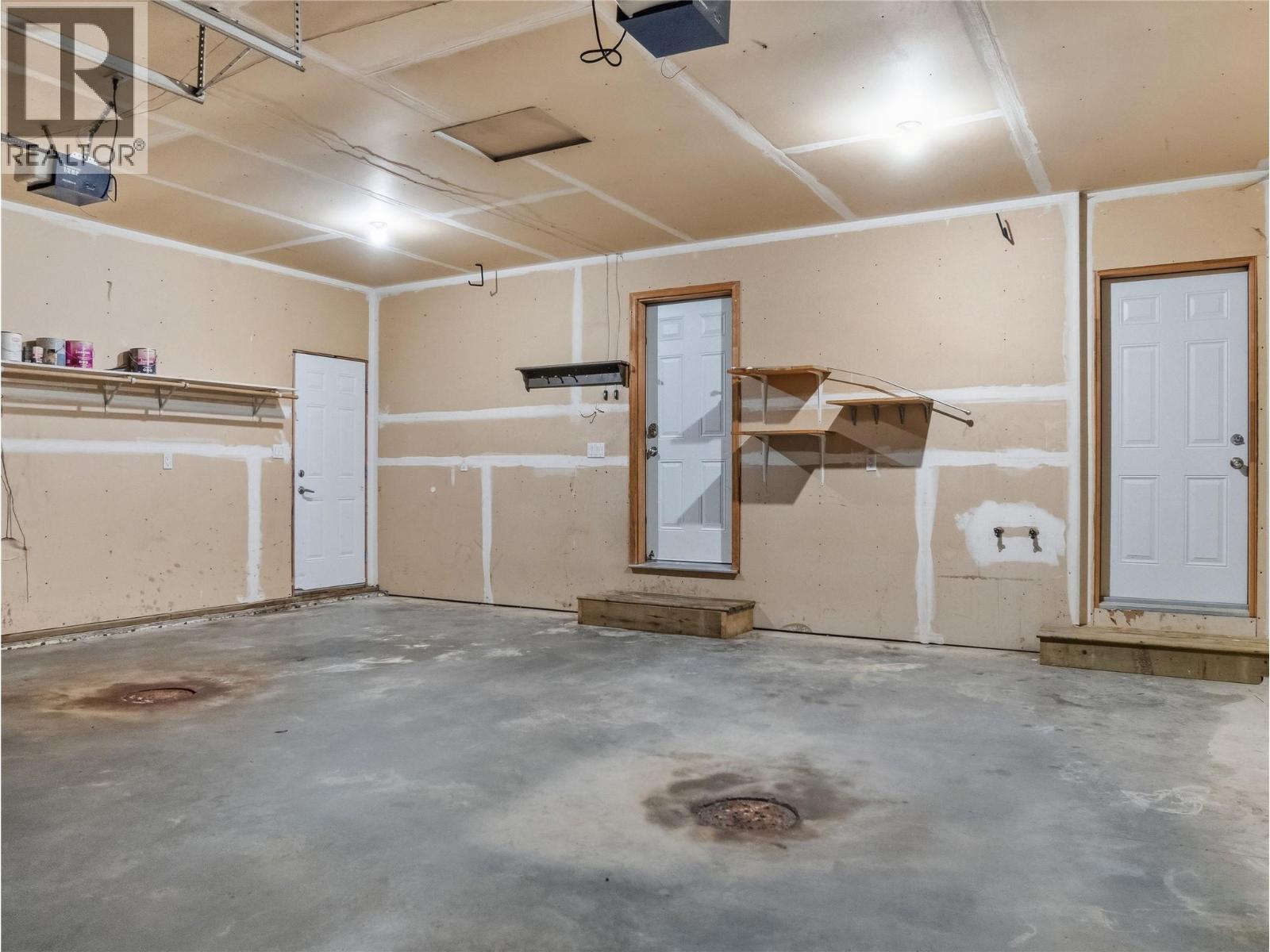 721 100 Avenue, Dawson Creek, British Columbia  V1G 0B5 - Photo 38 - 10378667
