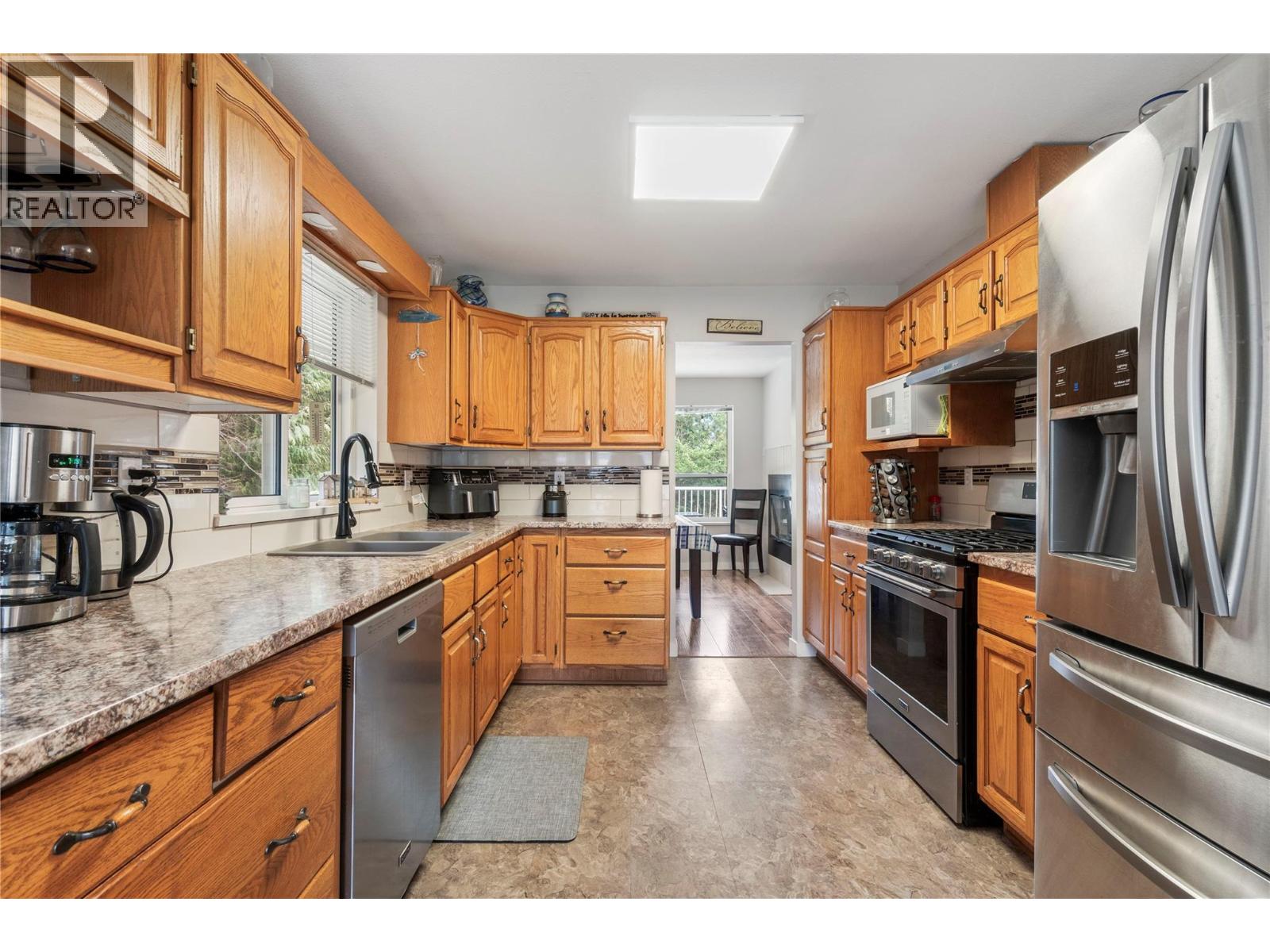 2363 Pleasant Dale Road, Blind Bay, British Columbia  V0E 1H1 - Photo 14 - 10378621