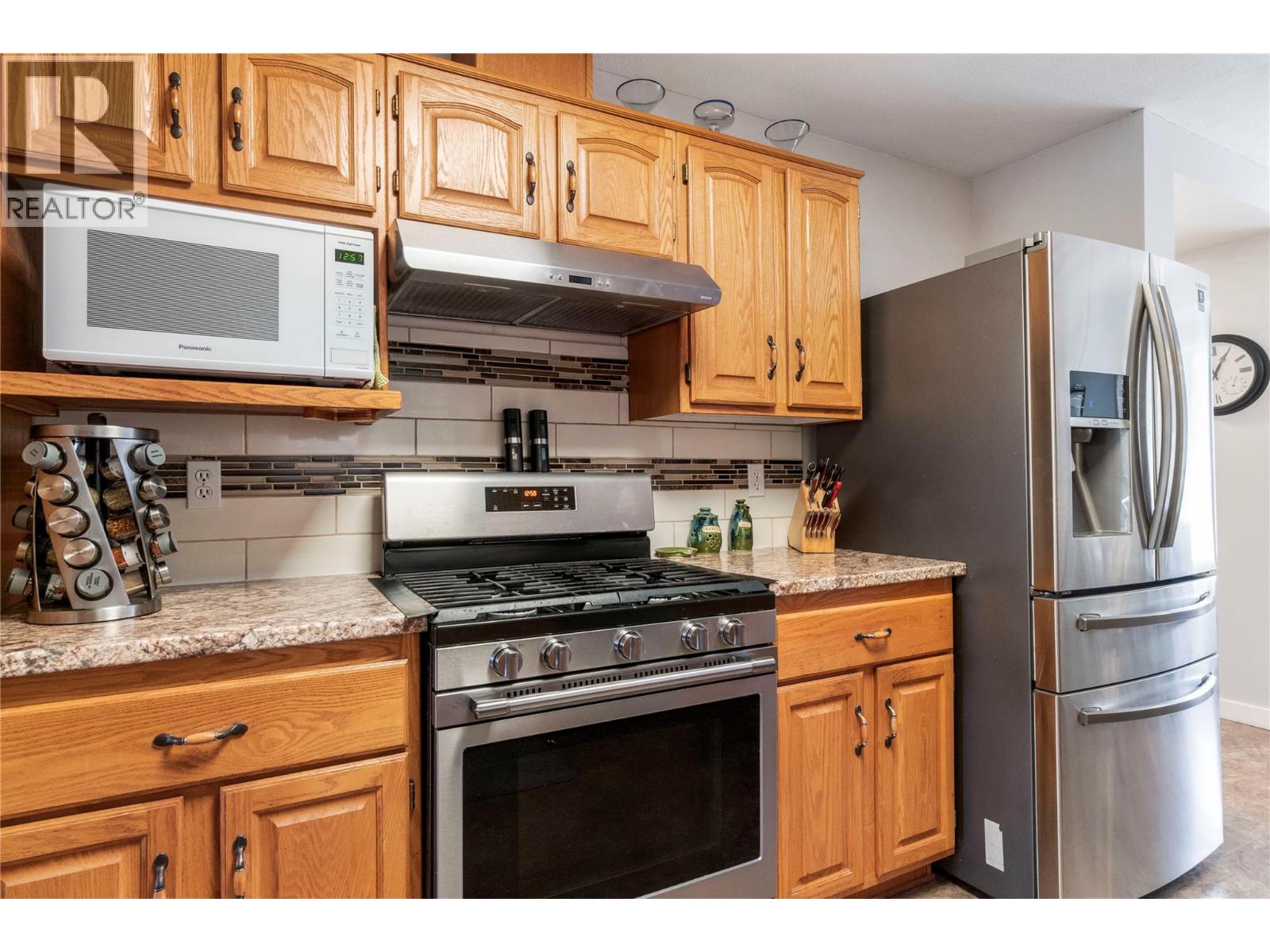 2363 Pleasant Dale Road, Blind Bay, British Columbia  V0E 1H1 - Photo 18 - 10378621