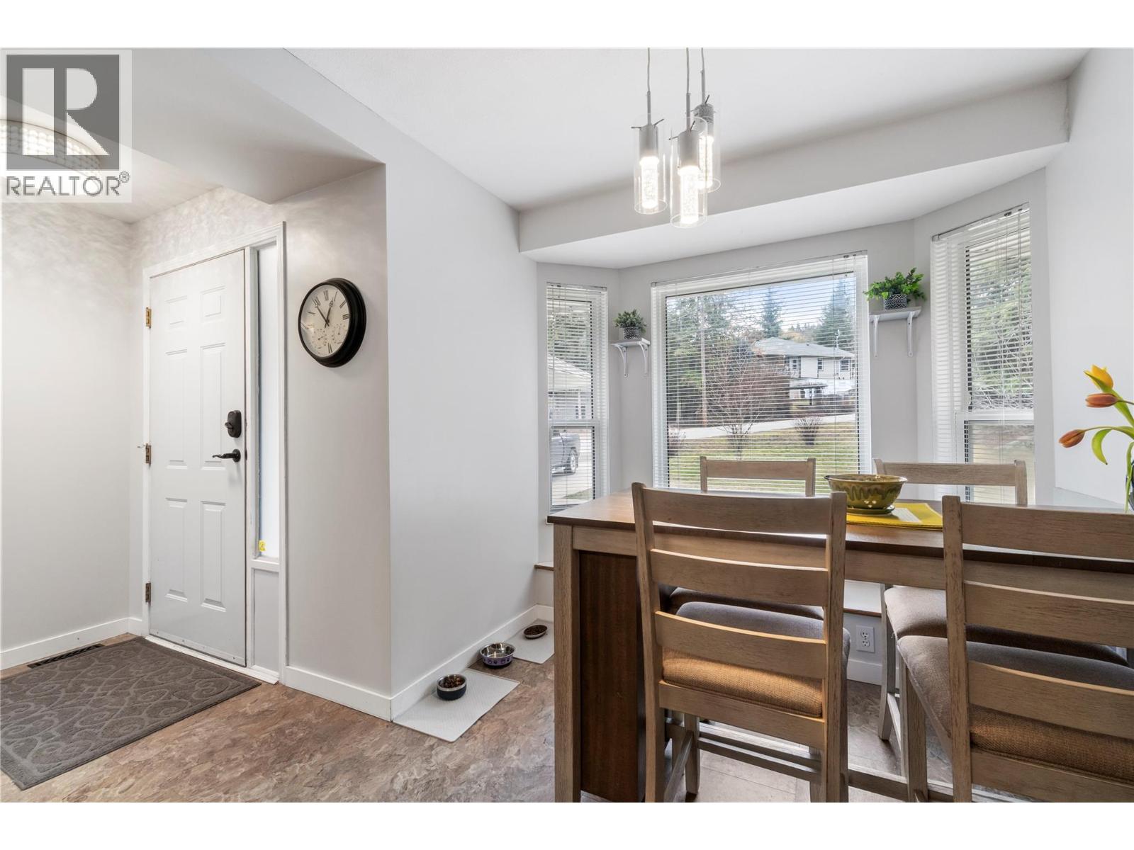 2363 Pleasant Dale Road, Blind Bay, British Columbia  V0E 1H1 - Photo 9 - 10378621