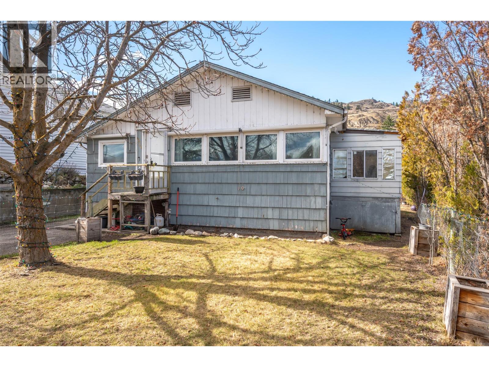 6464 Gala Street, Oliver, British Columbia  V0H 1T0 - Photo 1 - 10378497