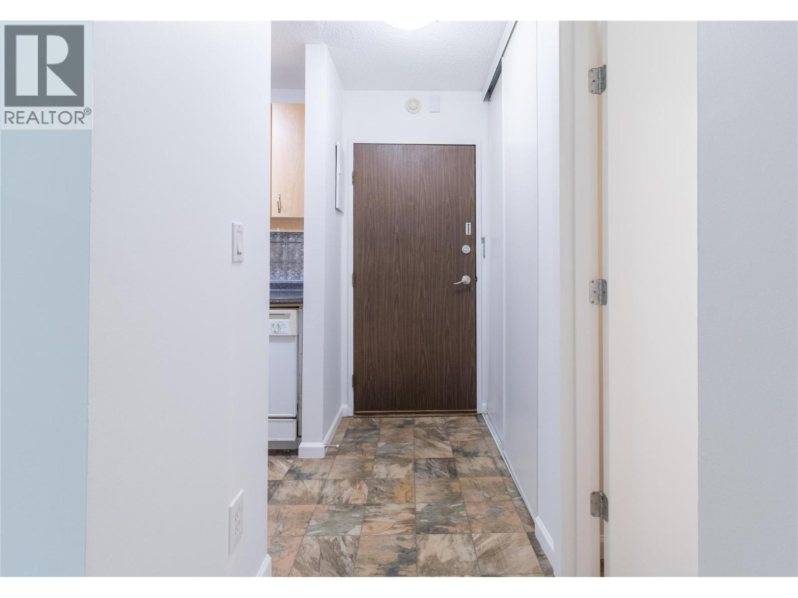 445 All Star Court Unit# 106, Kelowna, British Columbia  V1X 5N7 - Photo 8 - 10378566